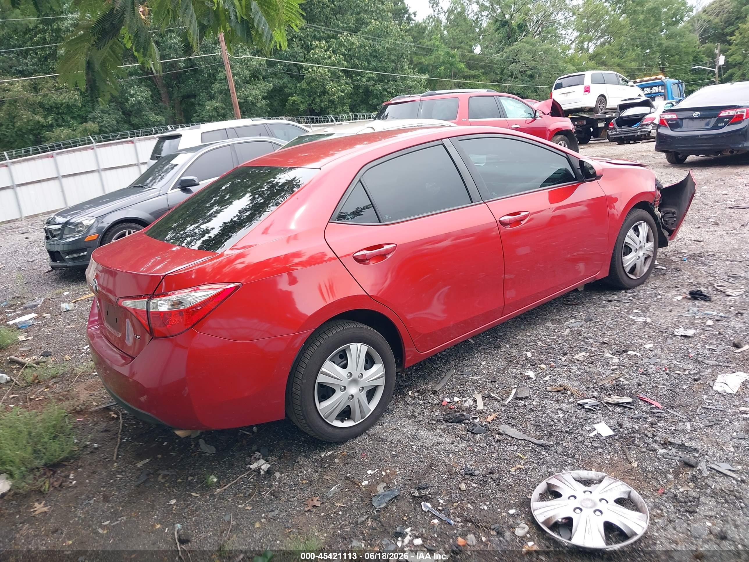 2015 Toyota Corolla Le Red vin: 5YFBURHE7FP304801