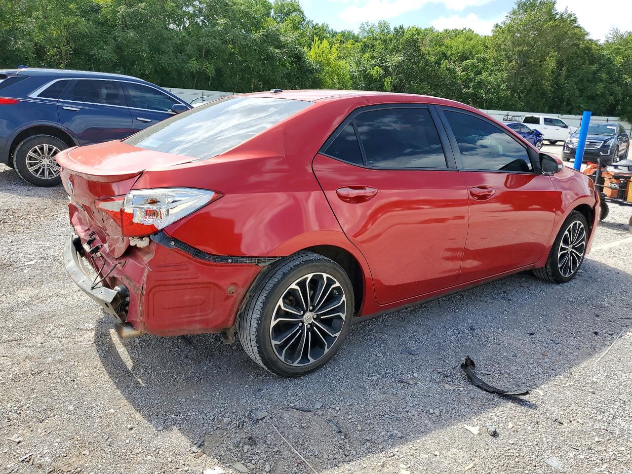 2015 Toyota Corolla S Plus Красный vin: 5YFBURHE7FP322165