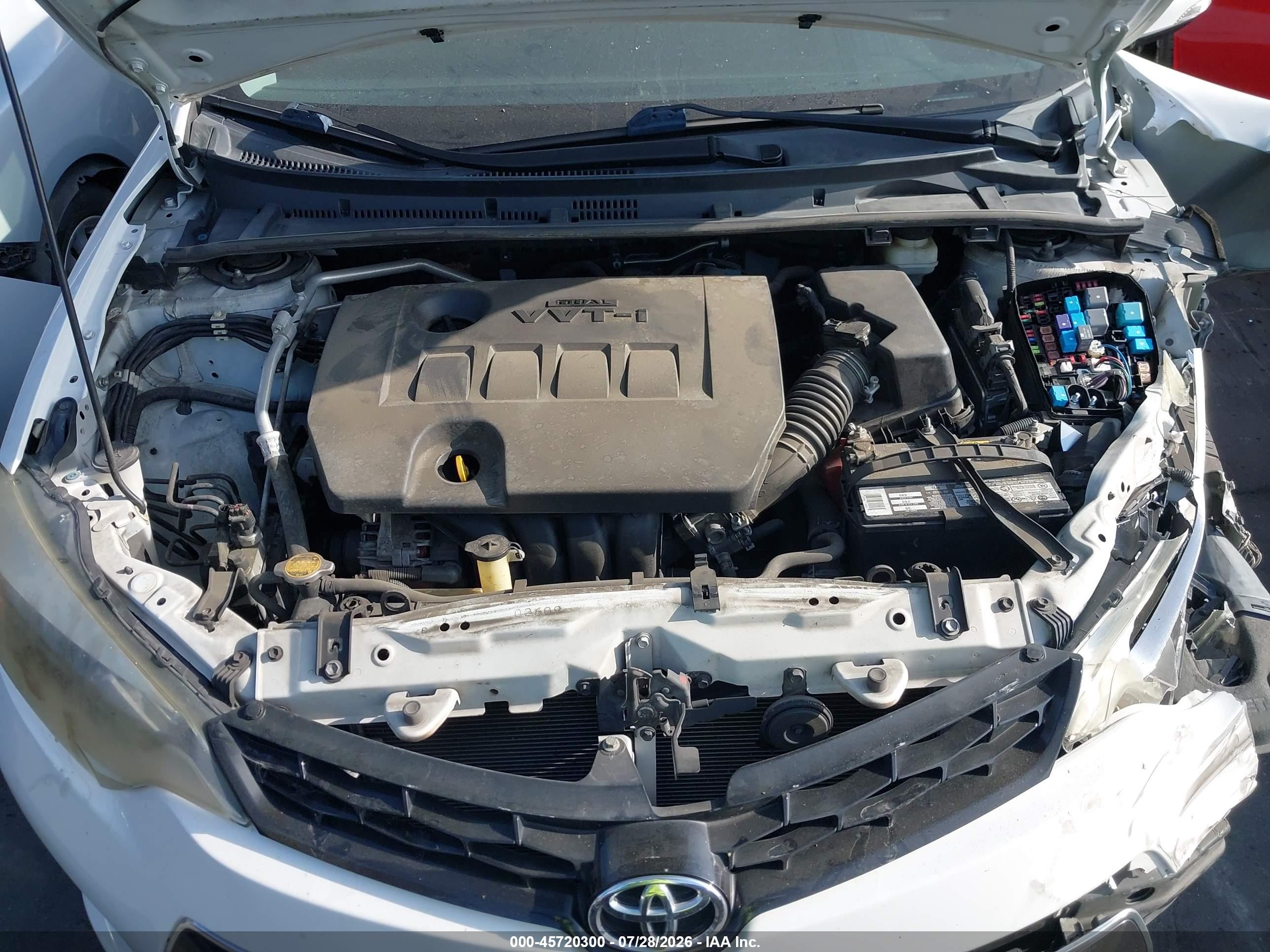2015 Toyota Corolla S Plus White vin: 5YFBURHE7FP328127