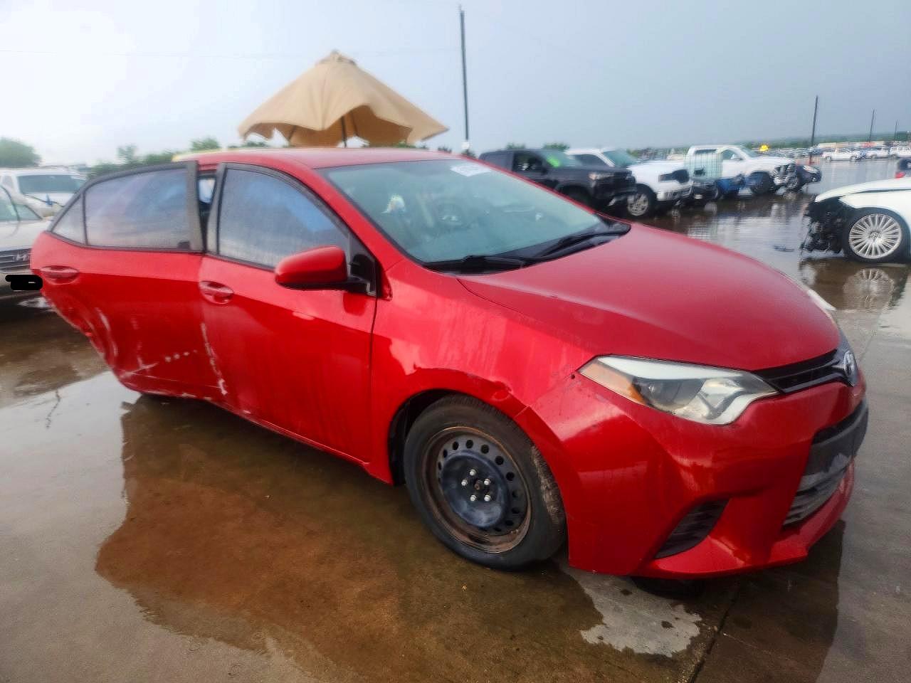 2015 Toyota Corolla Le Red vin: 5YFBURHE7FP352363