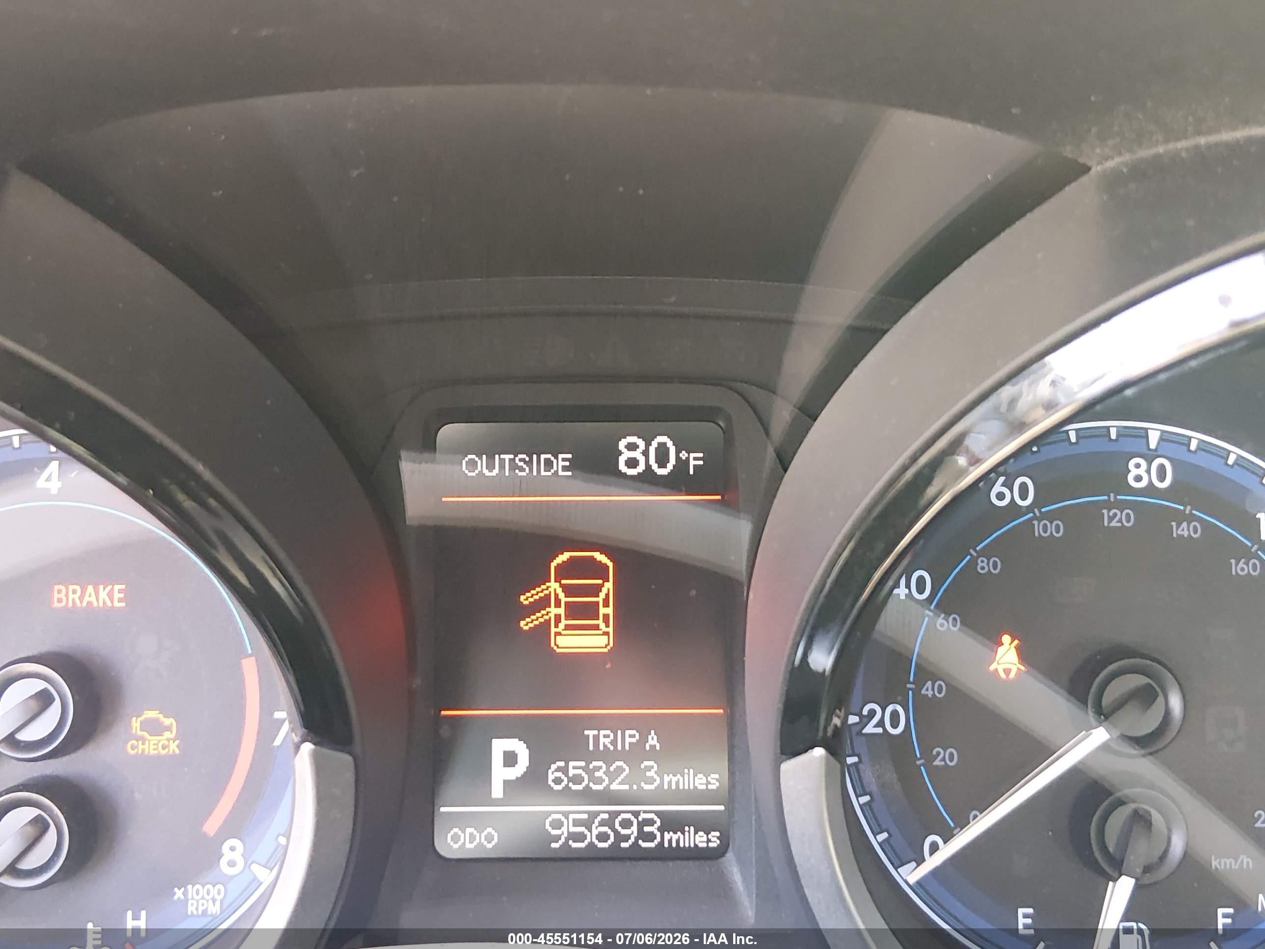 2015 Toyota Corolla S Plus White vin: 5YFBURHE7FP354078