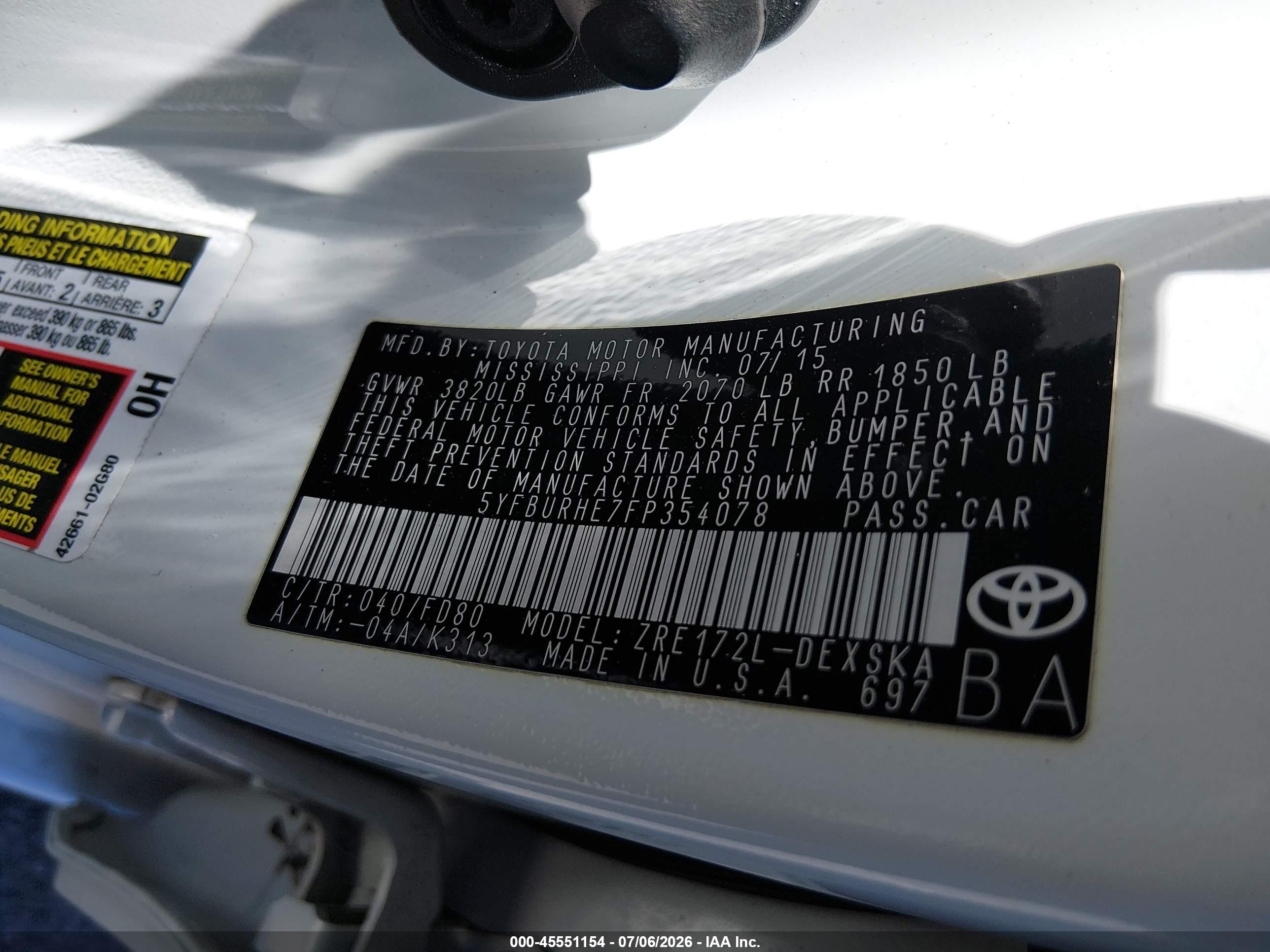 2015 Toyota Corolla S Plus White vin: 5YFBURHE7FP354078
