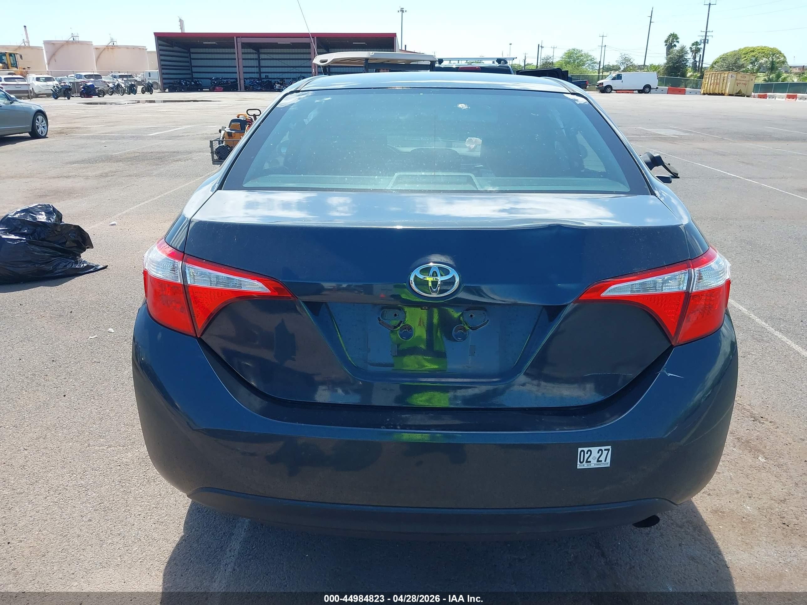 2015 Toyota Corolla Le/le Plus/le Premium Gray vin: 5YFBURHE7FP355599