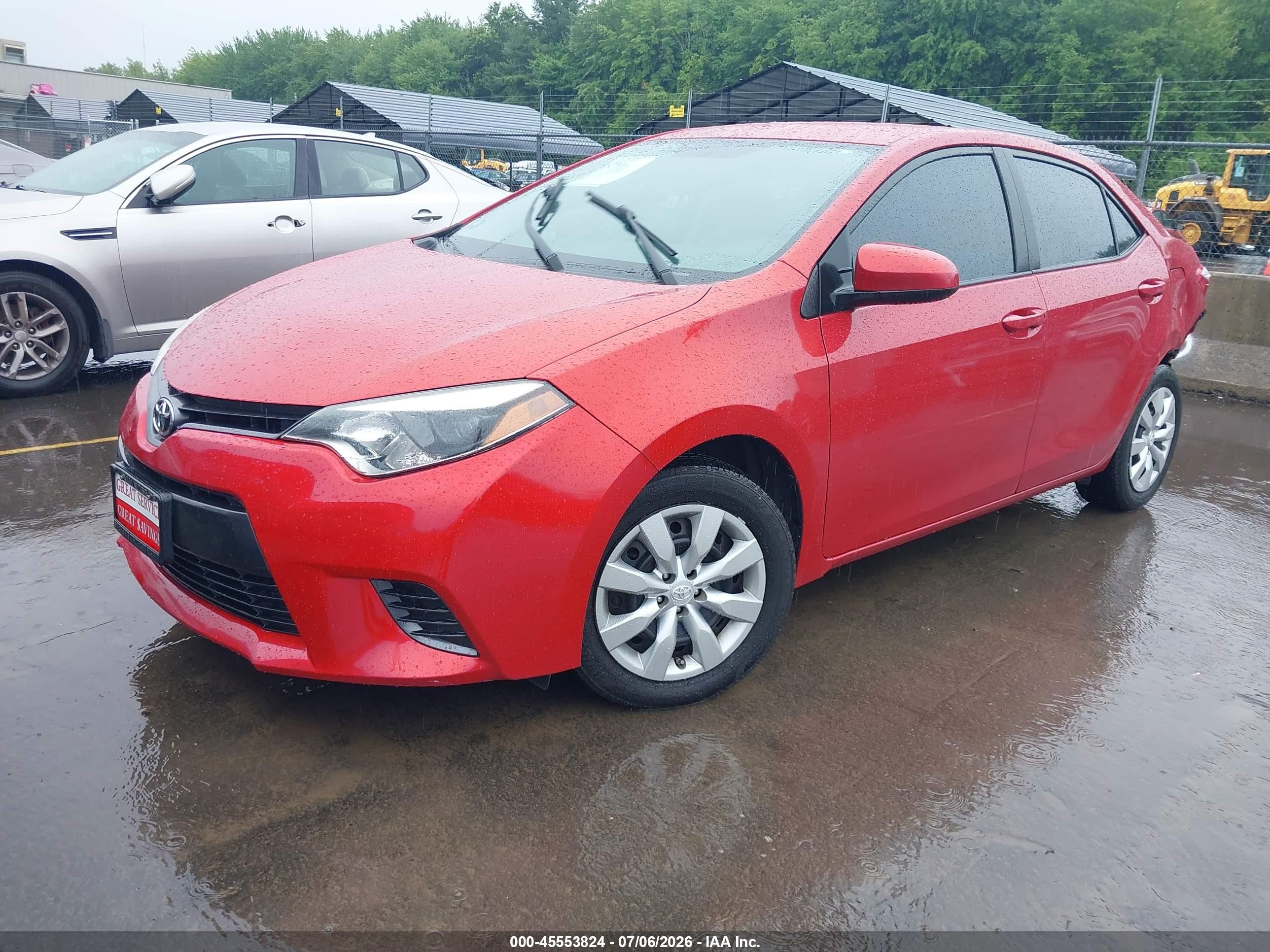 2015 Toyota Corolla Le Red vin: 5YFBURHE7FP359992