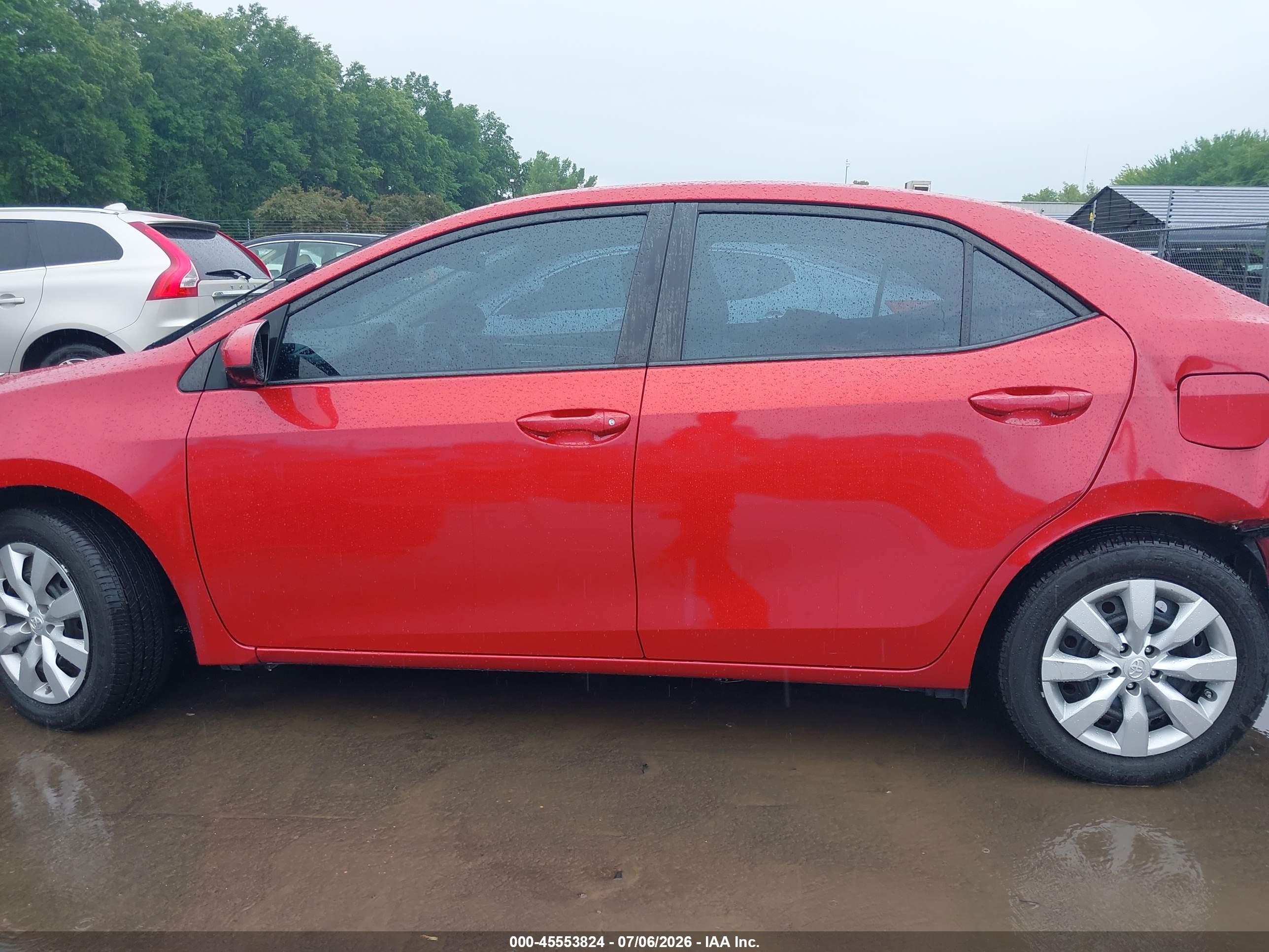 2015 Toyota Corolla Le Red vin: 5YFBURHE7FP359992
