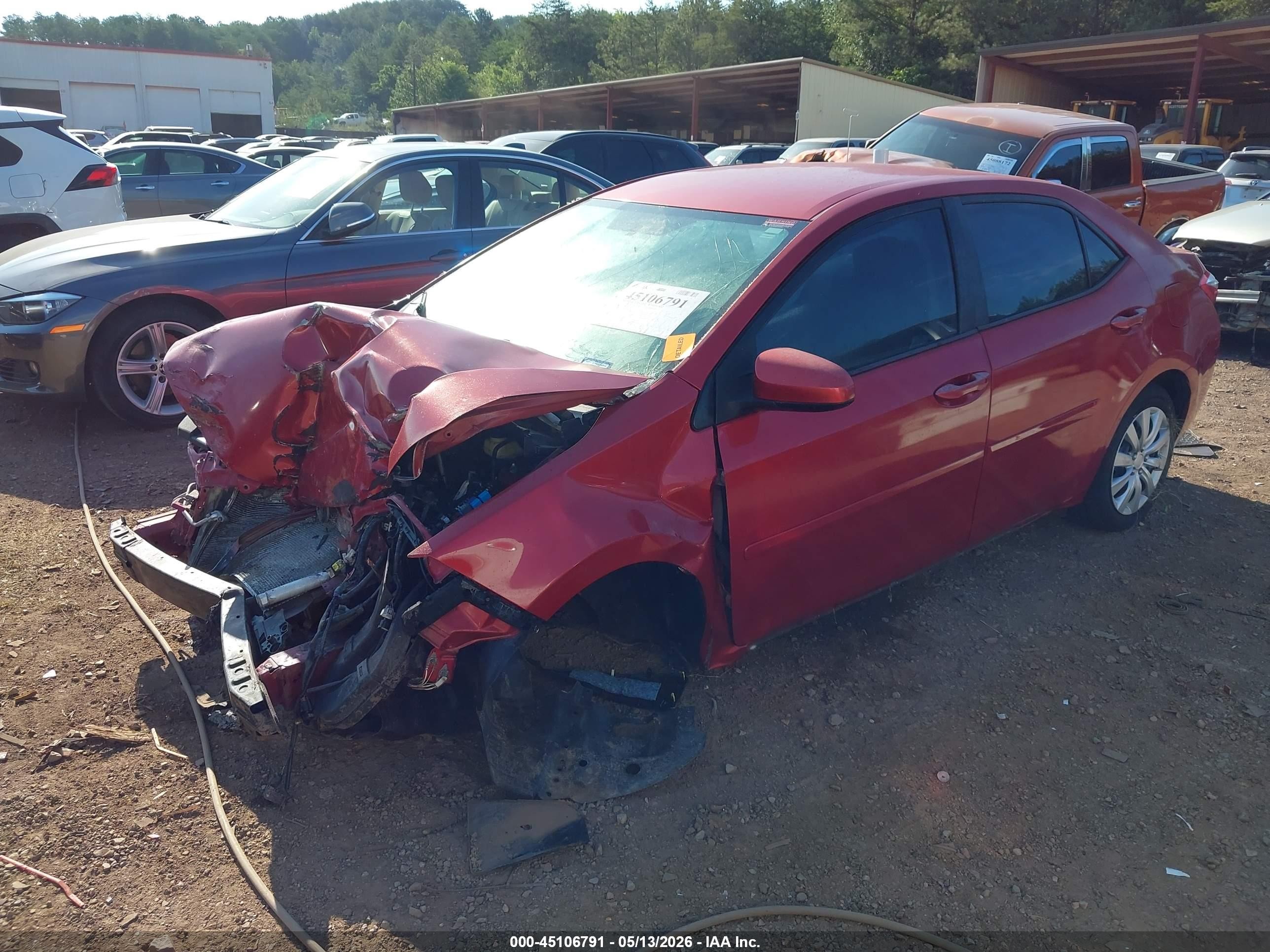 2016 Toyota Corolla Le Red vin: 5YFBURHE7GP405385