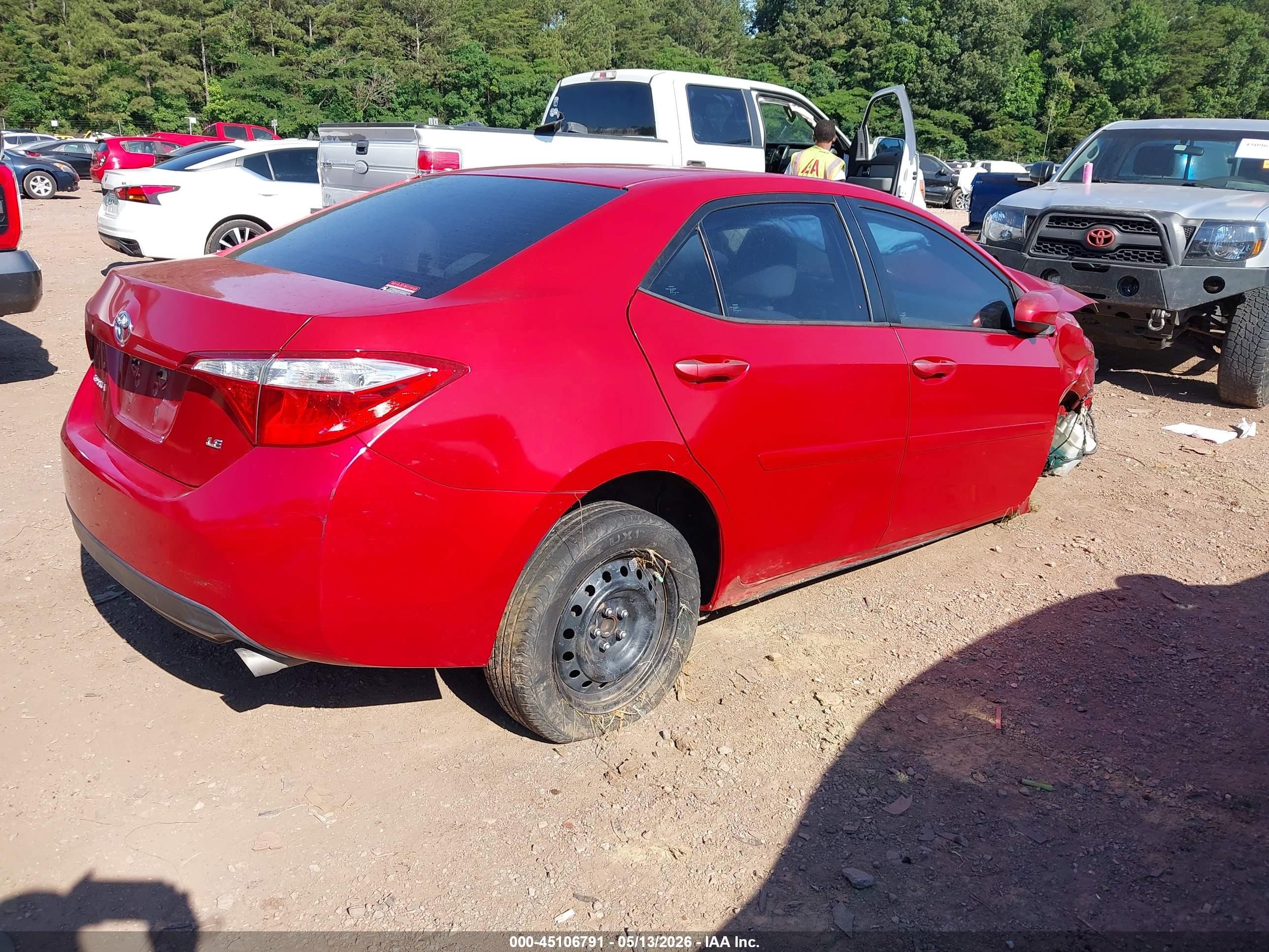 2016 Toyota Corolla Le Red vin: 5YFBURHE7GP405385