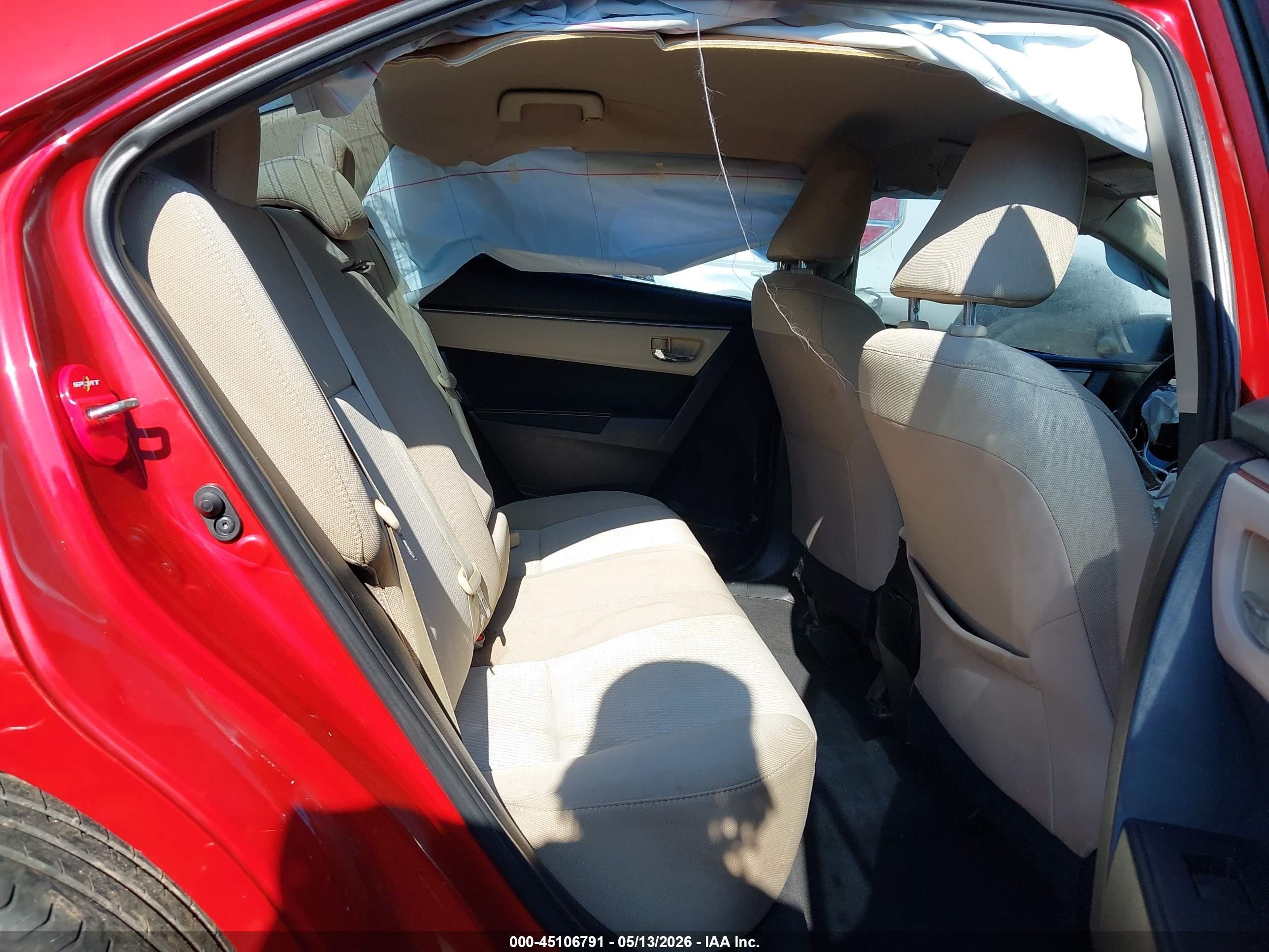 2016 Toyota Corolla Le Red vin: 5YFBURHE7GP405385