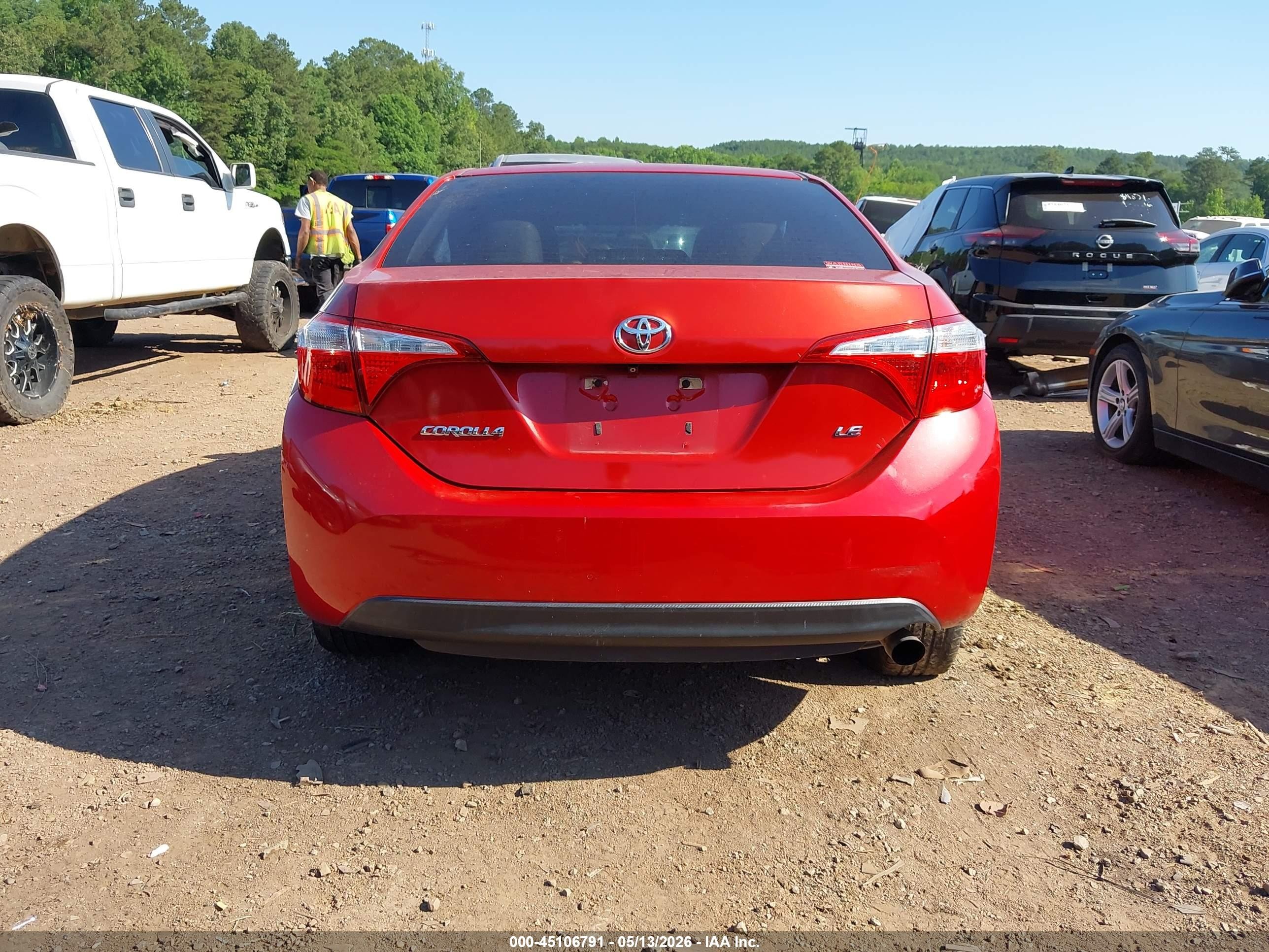 2016 Toyota Corolla Le Red vin: 5YFBURHE7GP405385