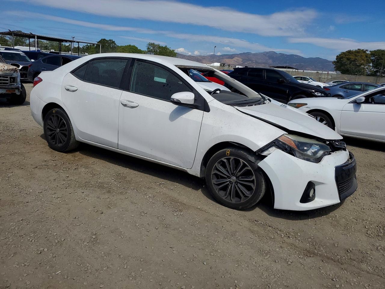 2016 Toyota Corolla S Plus White vin: 5YFBURHE7GP431601