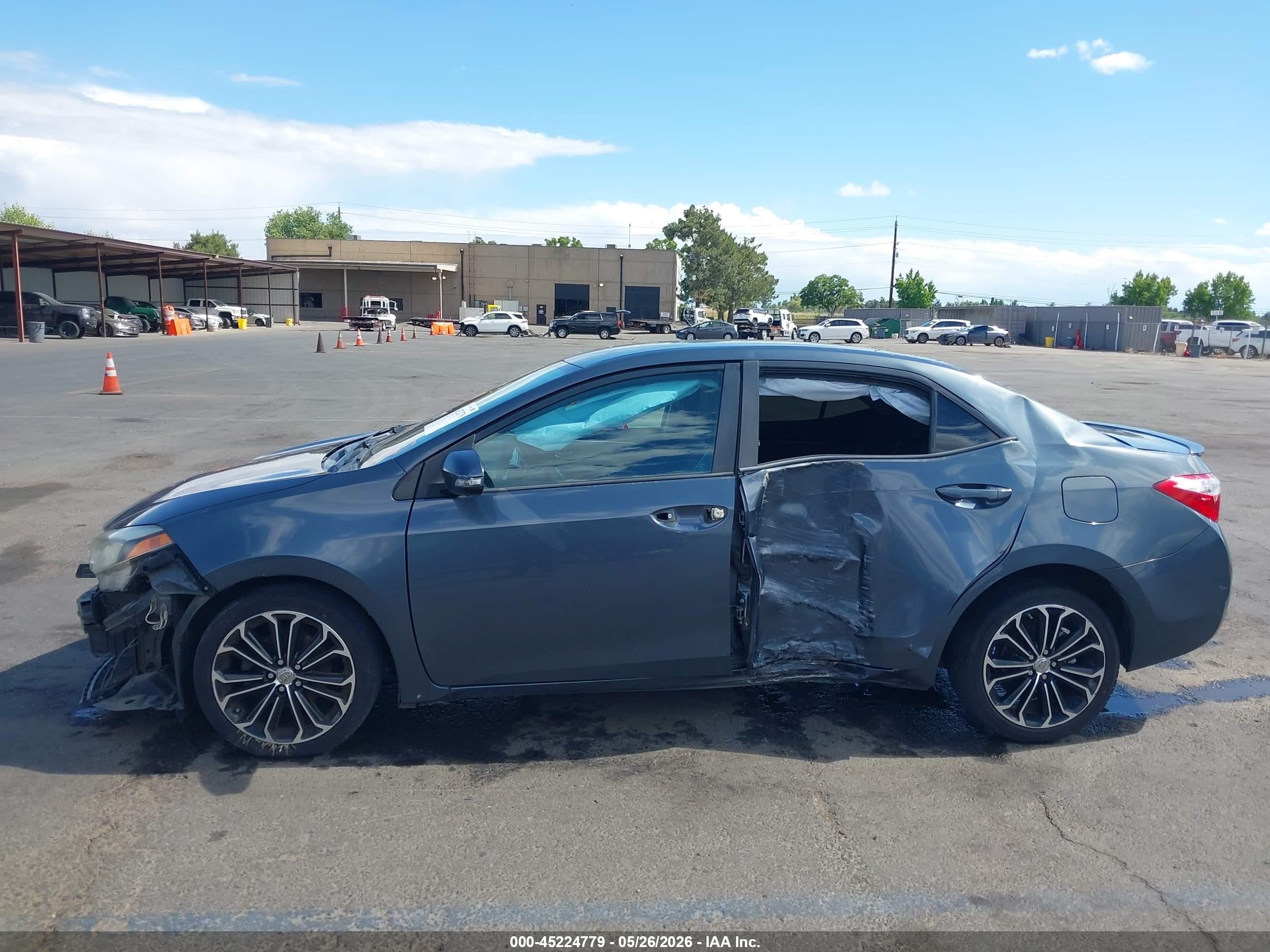 2016 Toyota Corolla S Plus Blue vin: 5YFBURHE7GP435079