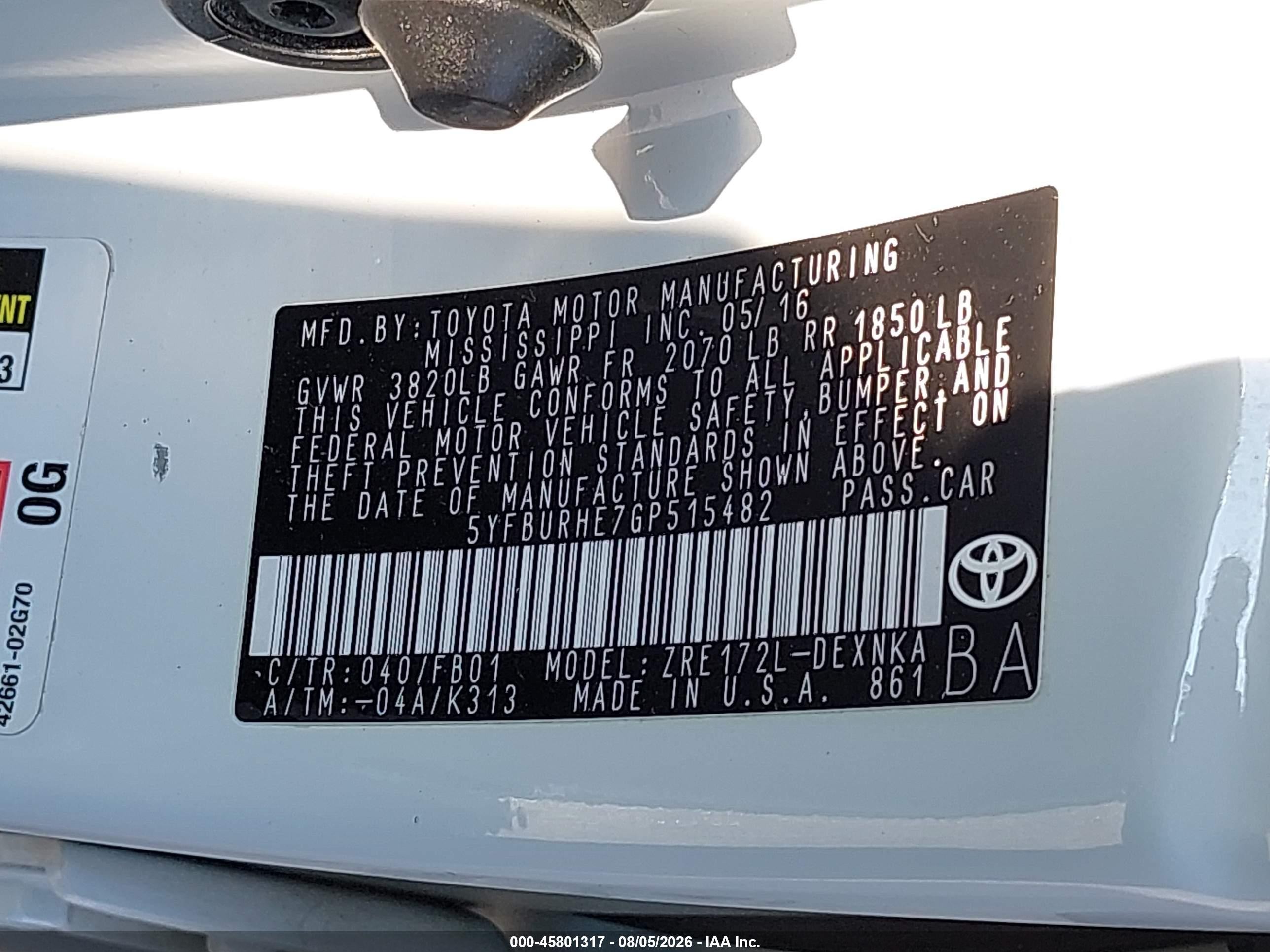 2016 Toyota Corolla Le White vin: 5YFBURHE7GP515482
