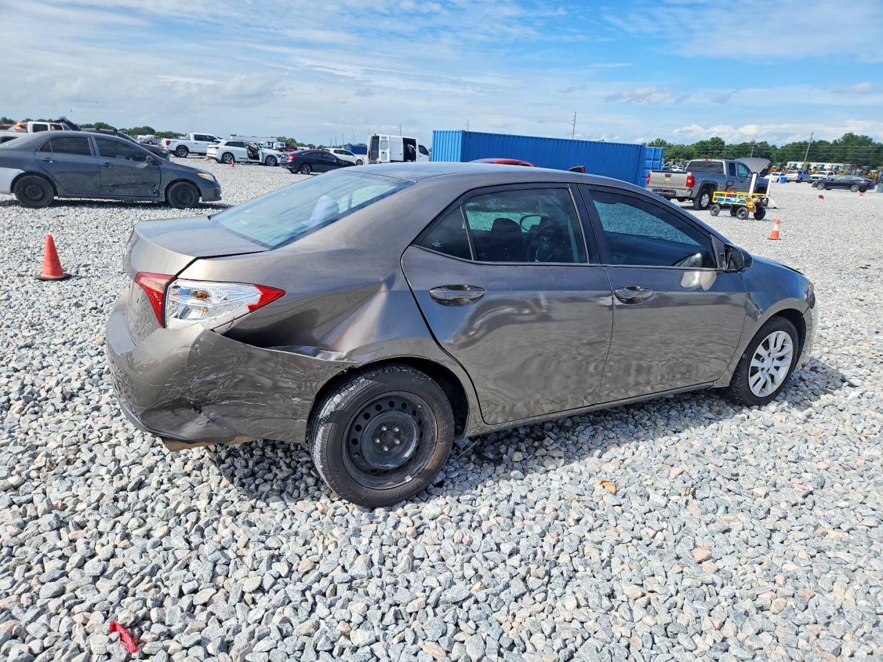 2017 Toyota Corolla Le Желто-коричневый vin: 5YFBURHE7HP688937