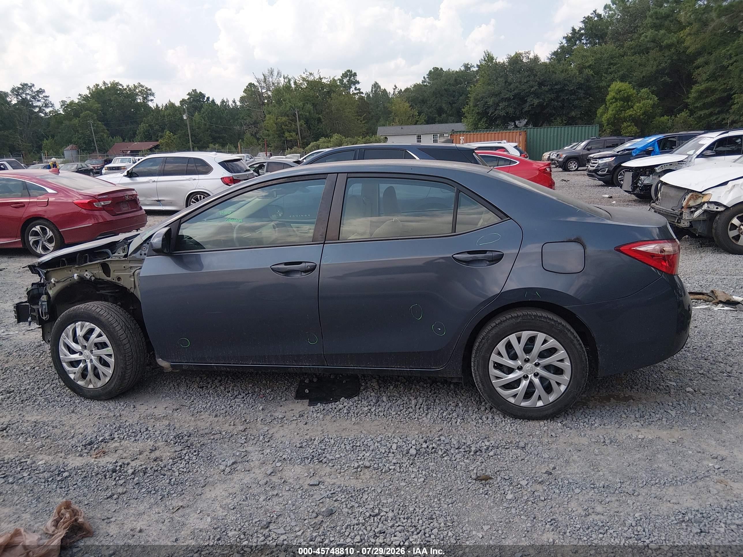 2019 Toyota Corolla Le Blue vin: 5YFBURHE7KP868684