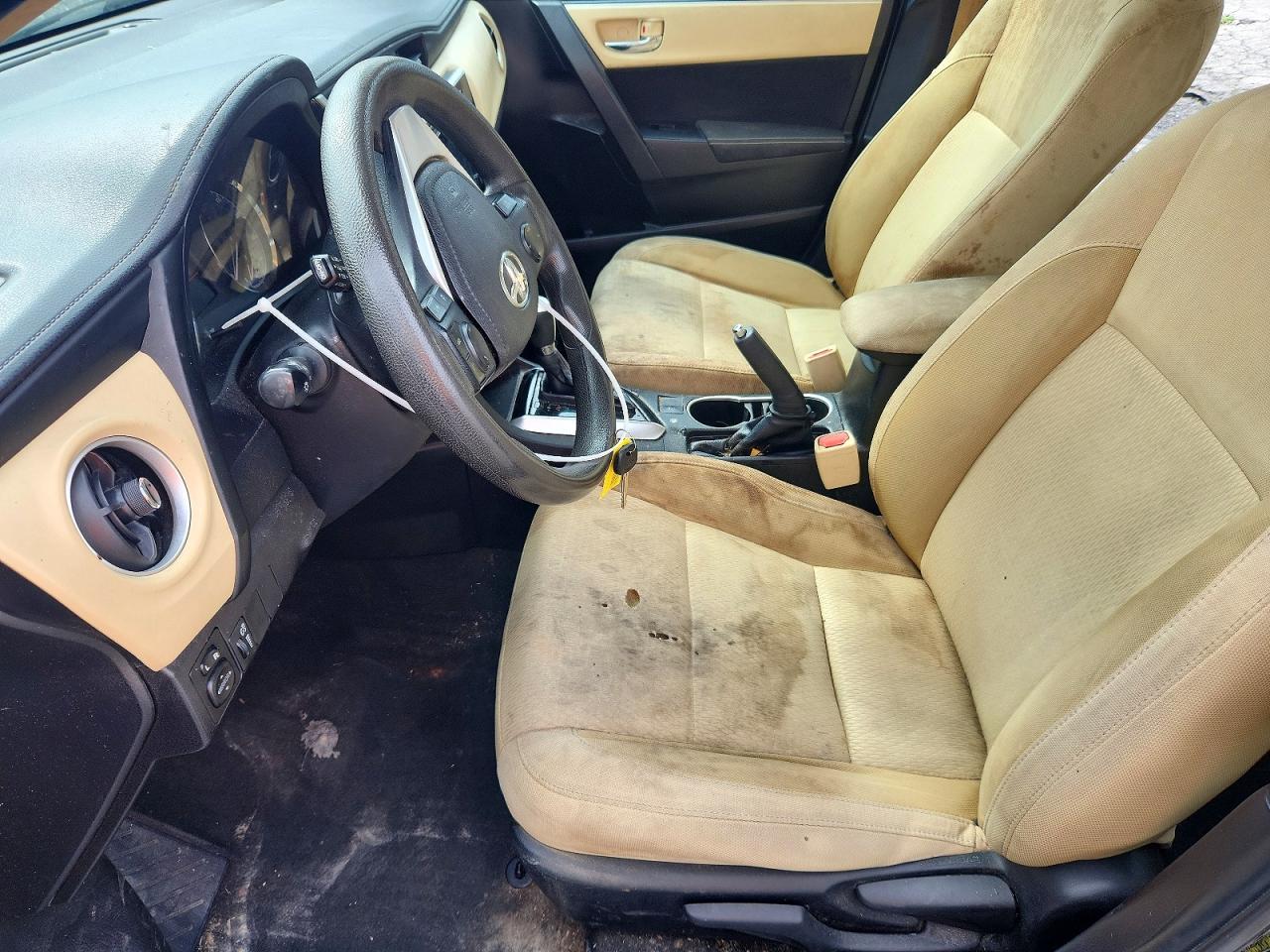 2019 Toyota Corolla Le Black vin: 5YFBURHE7KP901411