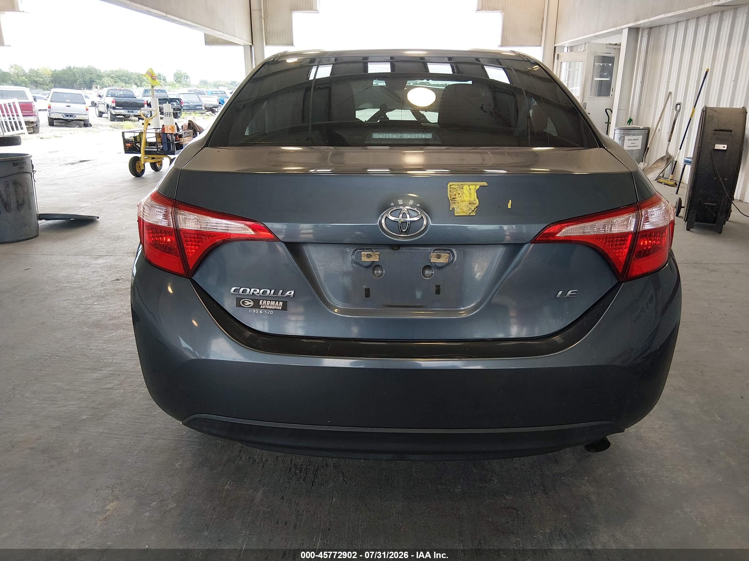 2019 Toyota Corolla Le Green vin: 5YFBURHE7KP943383