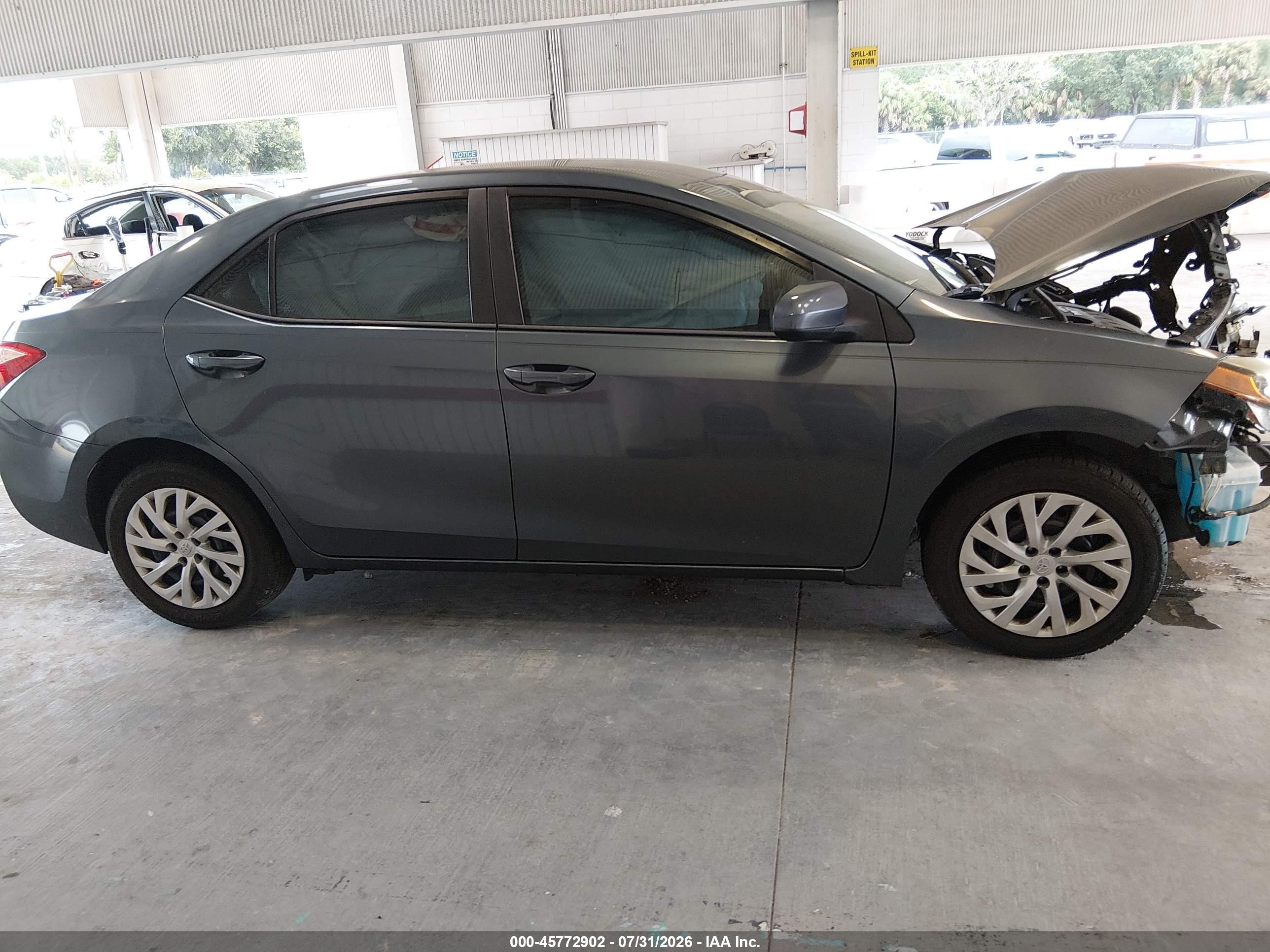2019 Toyota Corolla Le Green vin: 5YFBURHE7KP943383
