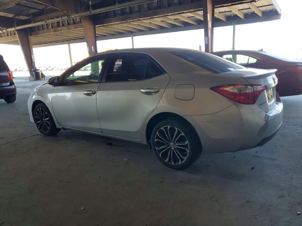 2014 Toyota Corolla S Plus Silver vin: 5YFBURHE8EP033794