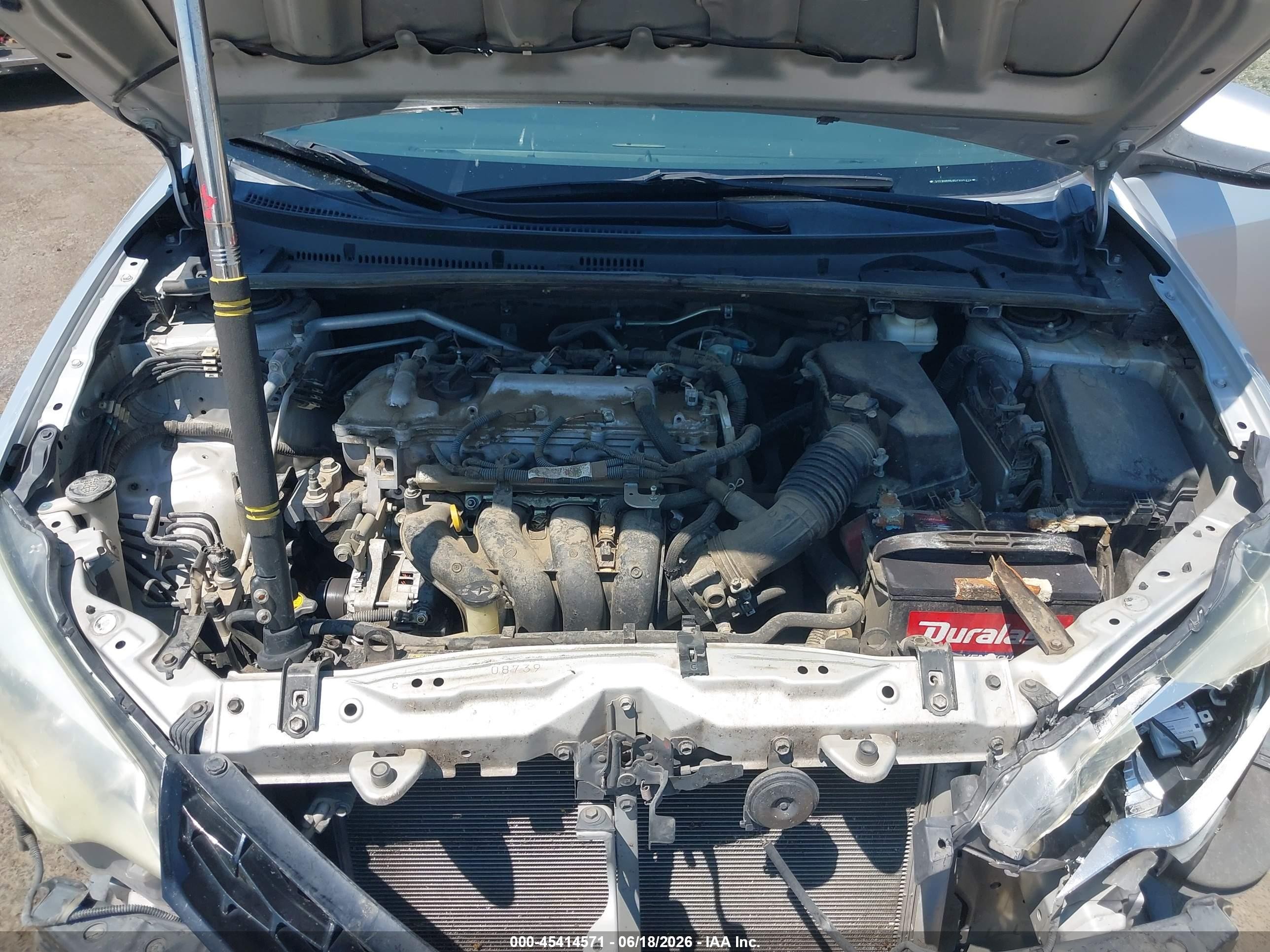 2014 Toyota Corolla S Plus Silver vin: 5YFBURHE8EP034315