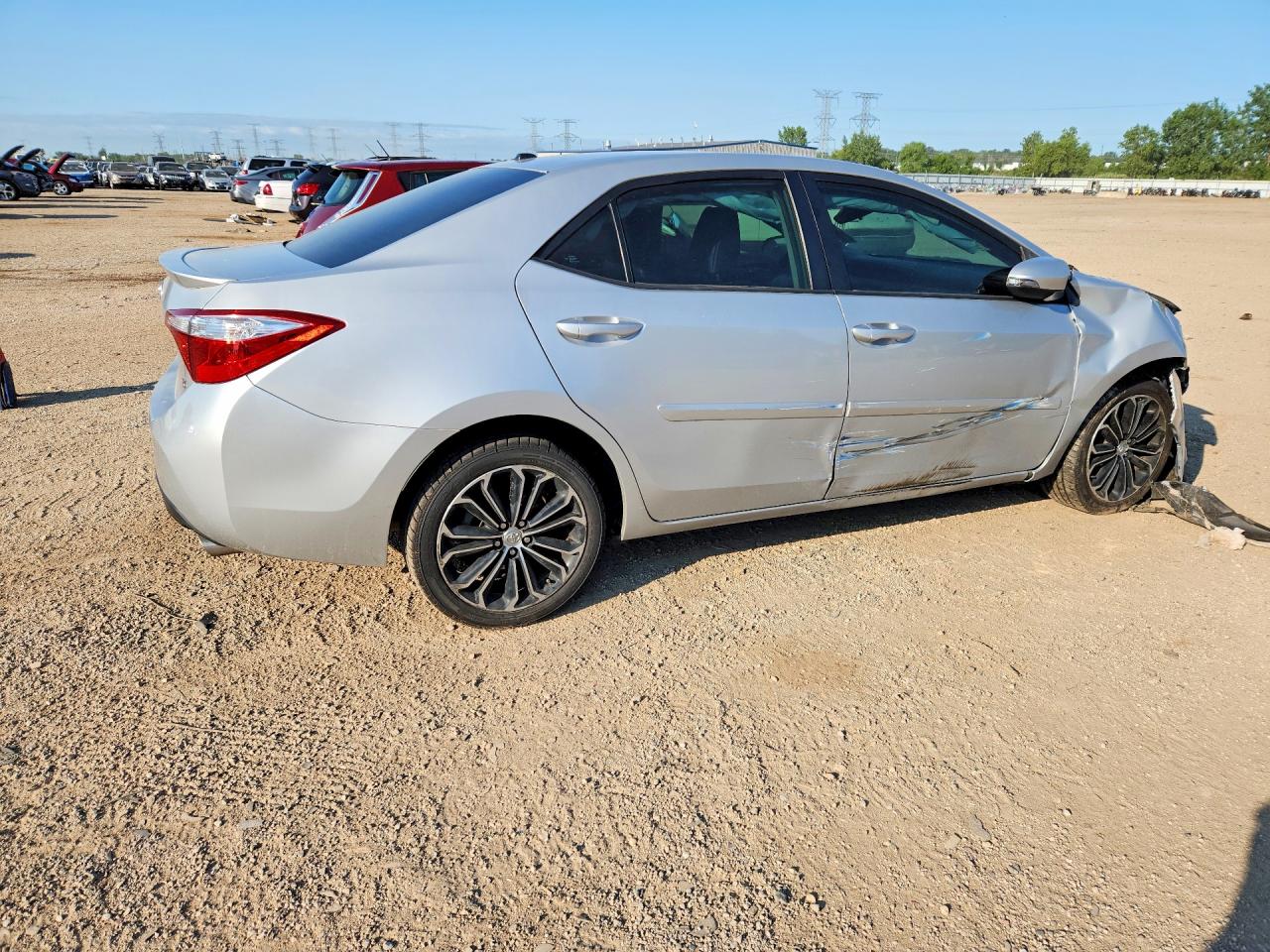 2014 Toyota Corolla S Plus Серебряный vin: 5YFBURHE8EP053219