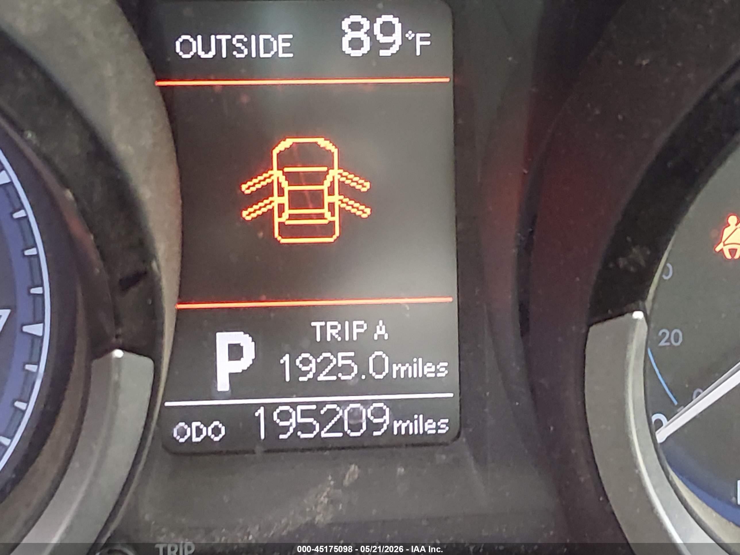 2014 Toyota Corolla S Plus White vin: 5YFBURHE8EP070358