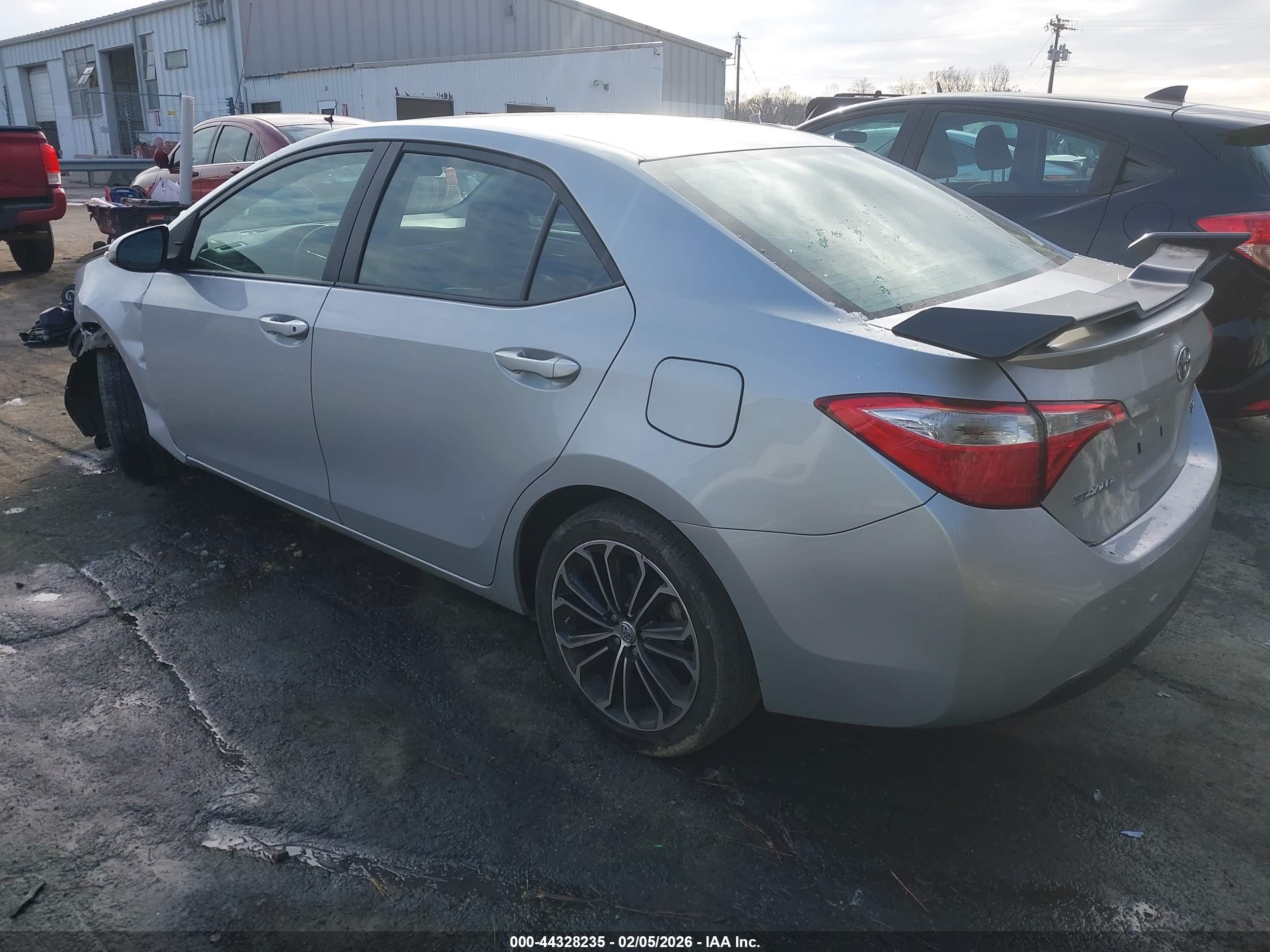 2014 Toyota Corolla S Plus Silver vin: 5YFBURHE8EP075544