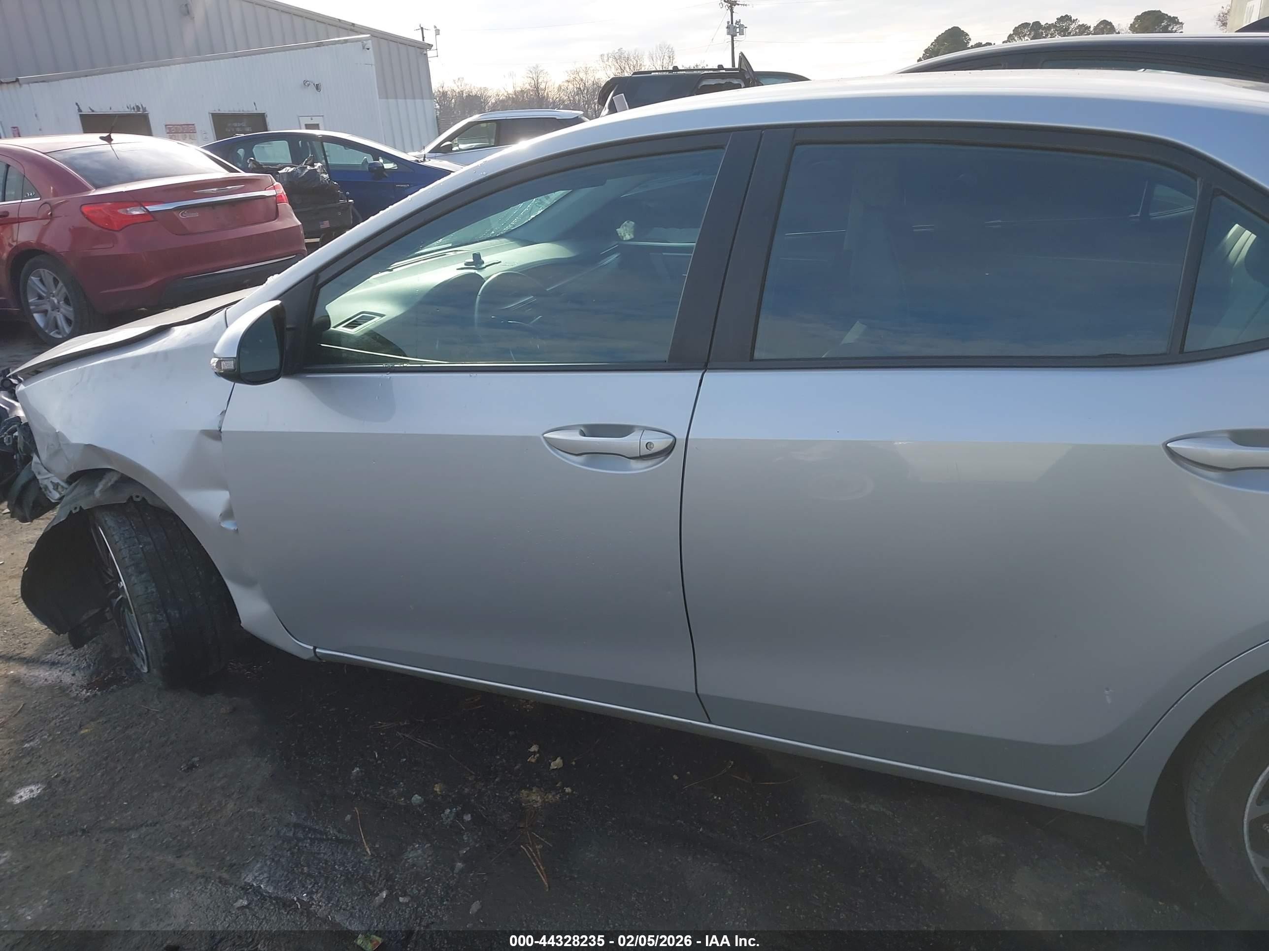 2014 Toyota Corolla S Plus Silver vin: 5YFBURHE8EP075544