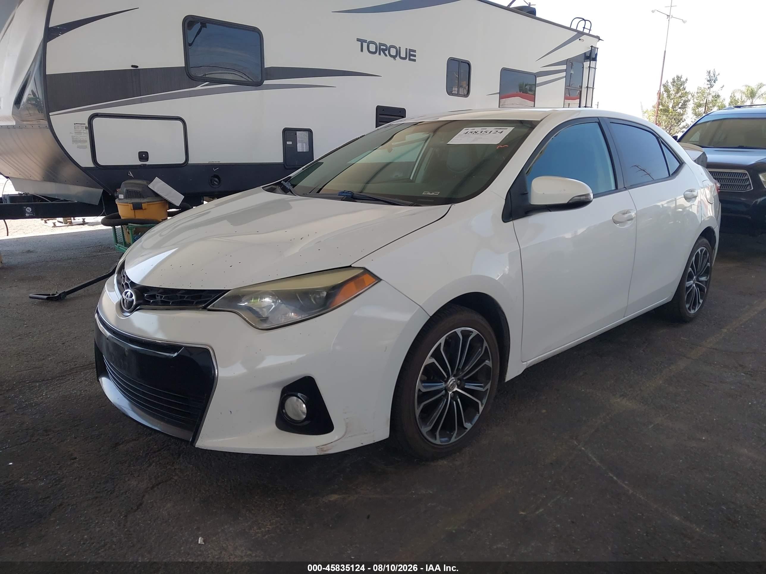 2014 Toyota Corolla S Premium White vin: 5YFBURHE8EP113046