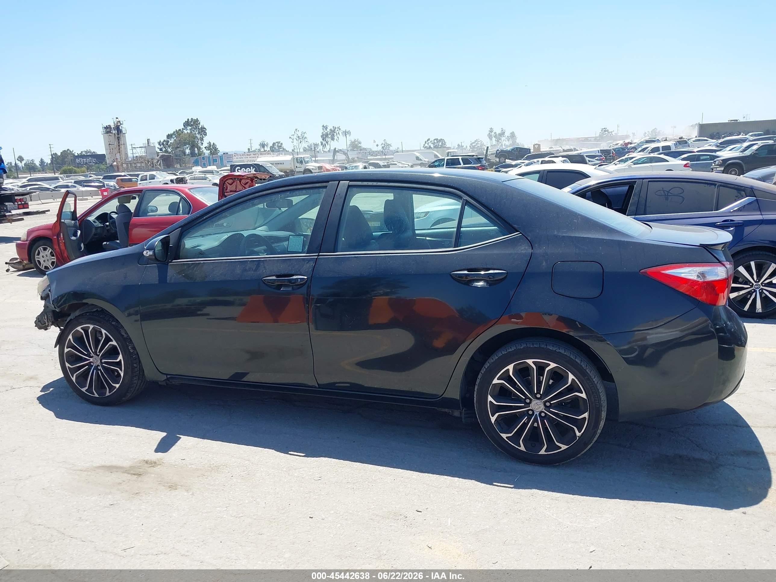 2014 Toyota Corolla S Plus Black vin: 5YFBURHE8EP127271