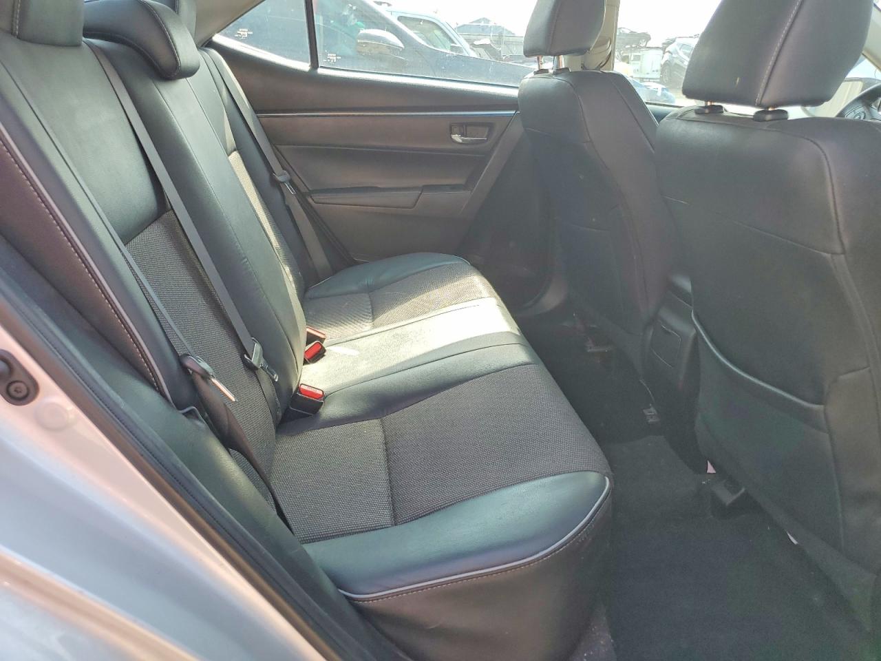 2014 Toyota Corolla S Silver vin: 5YFBURHE8EP133183