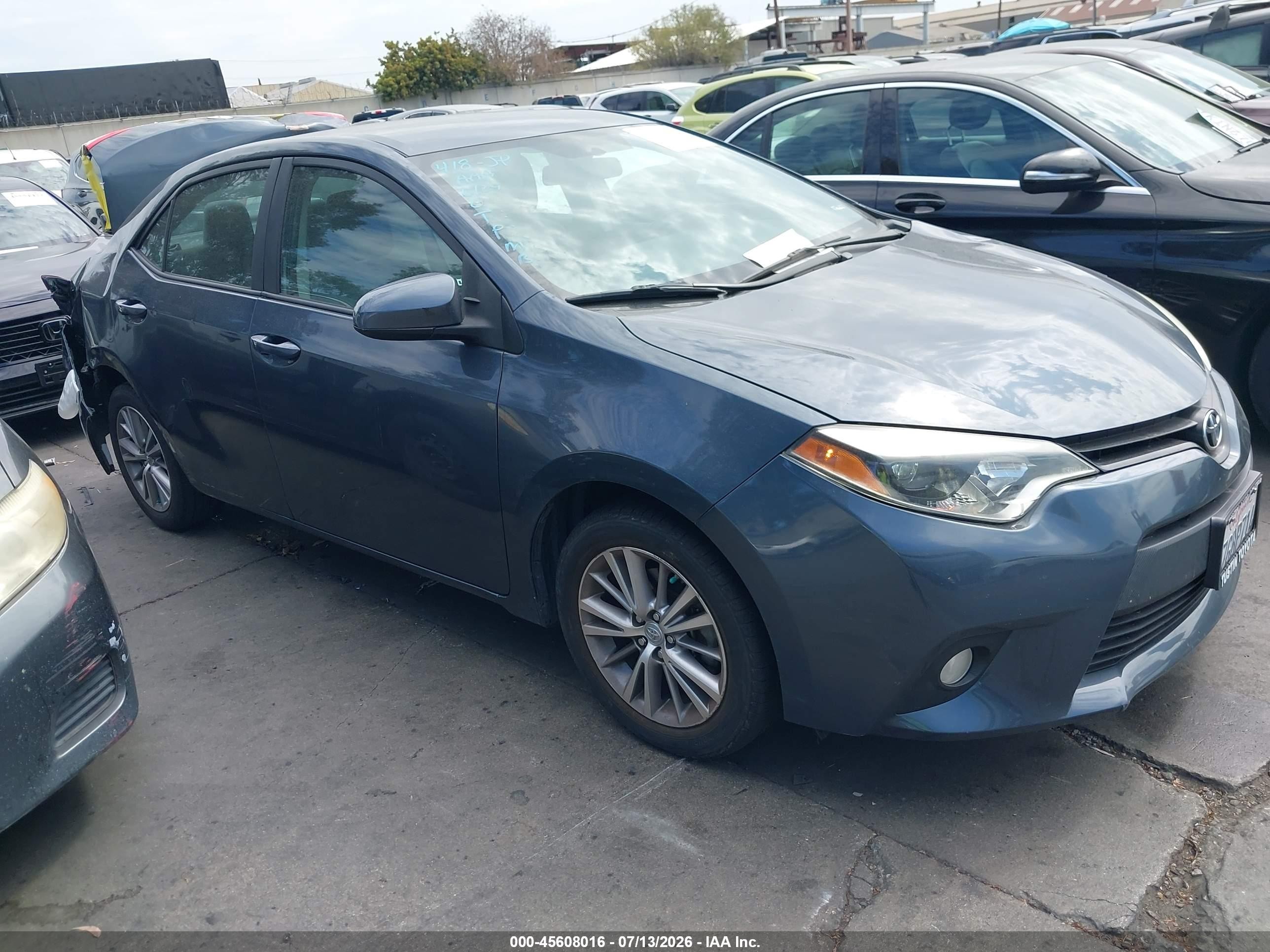 2014 Toyota Corolla Le Plus Dark Blue vin: 5YFBURHE8EP147746