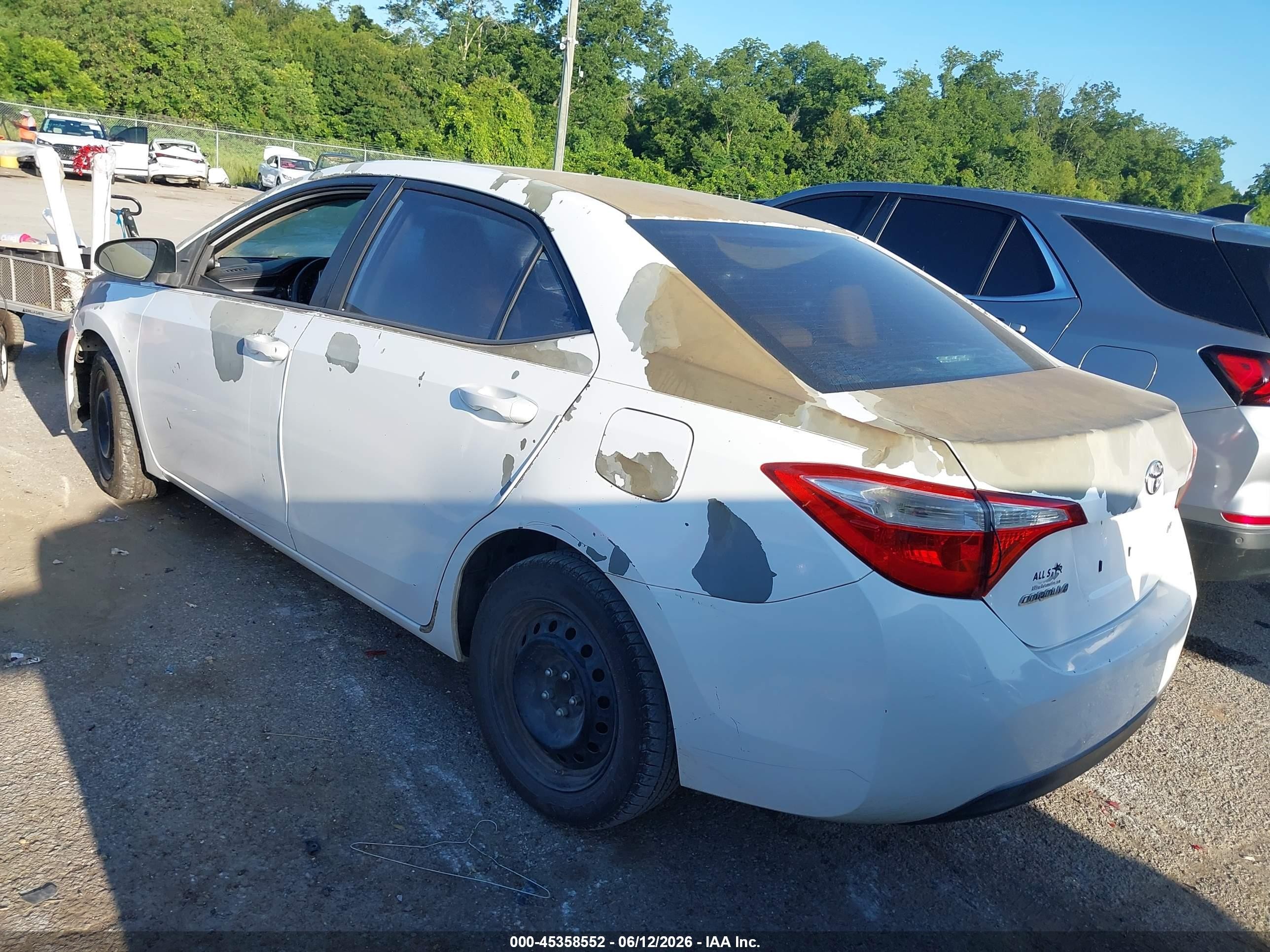 2014 Toyota Corolla Le White vin: 5YFBURHE8EP147763