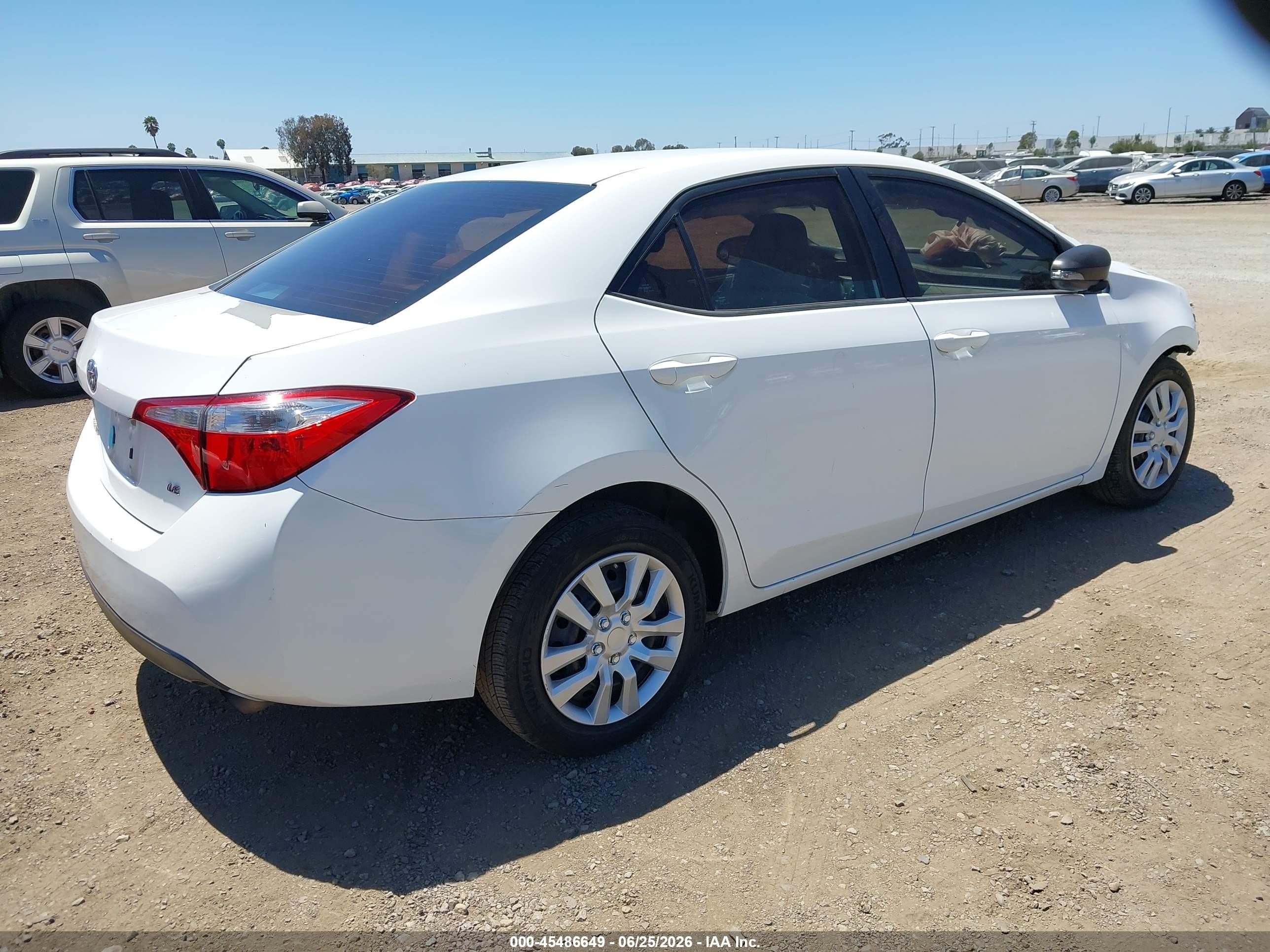 2014 Toyota Corolla Le White vin: 5YFBURHE8EP151599
