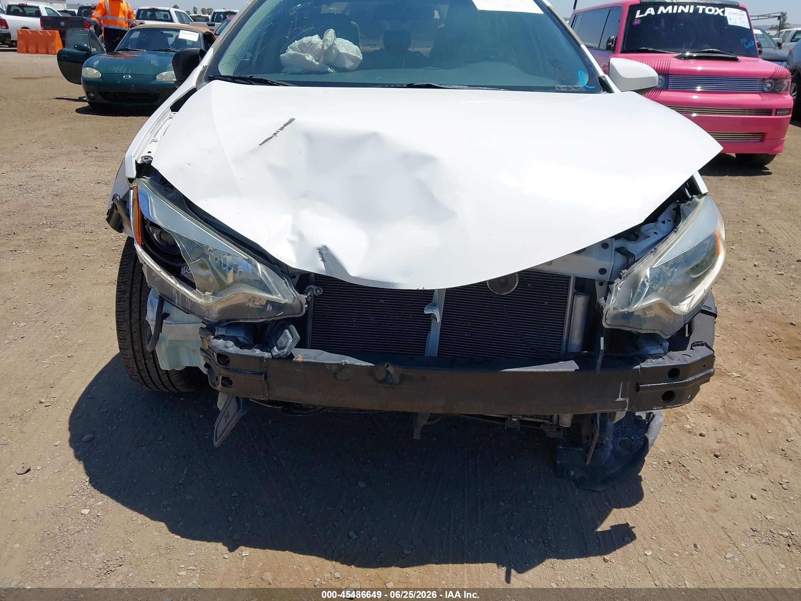 2014 Toyota Corolla Le White vin: 5YFBURHE8EP151599