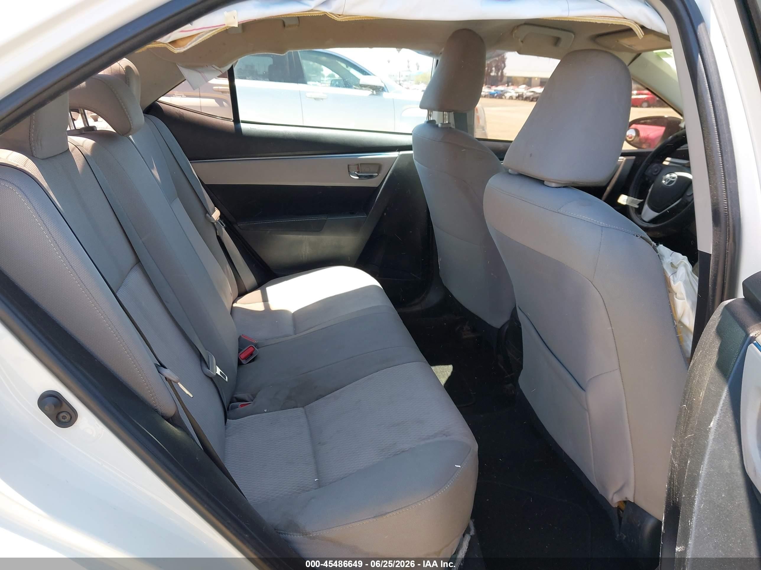 2014 Toyota Corolla Le White vin: 5YFBURHE8EP151599