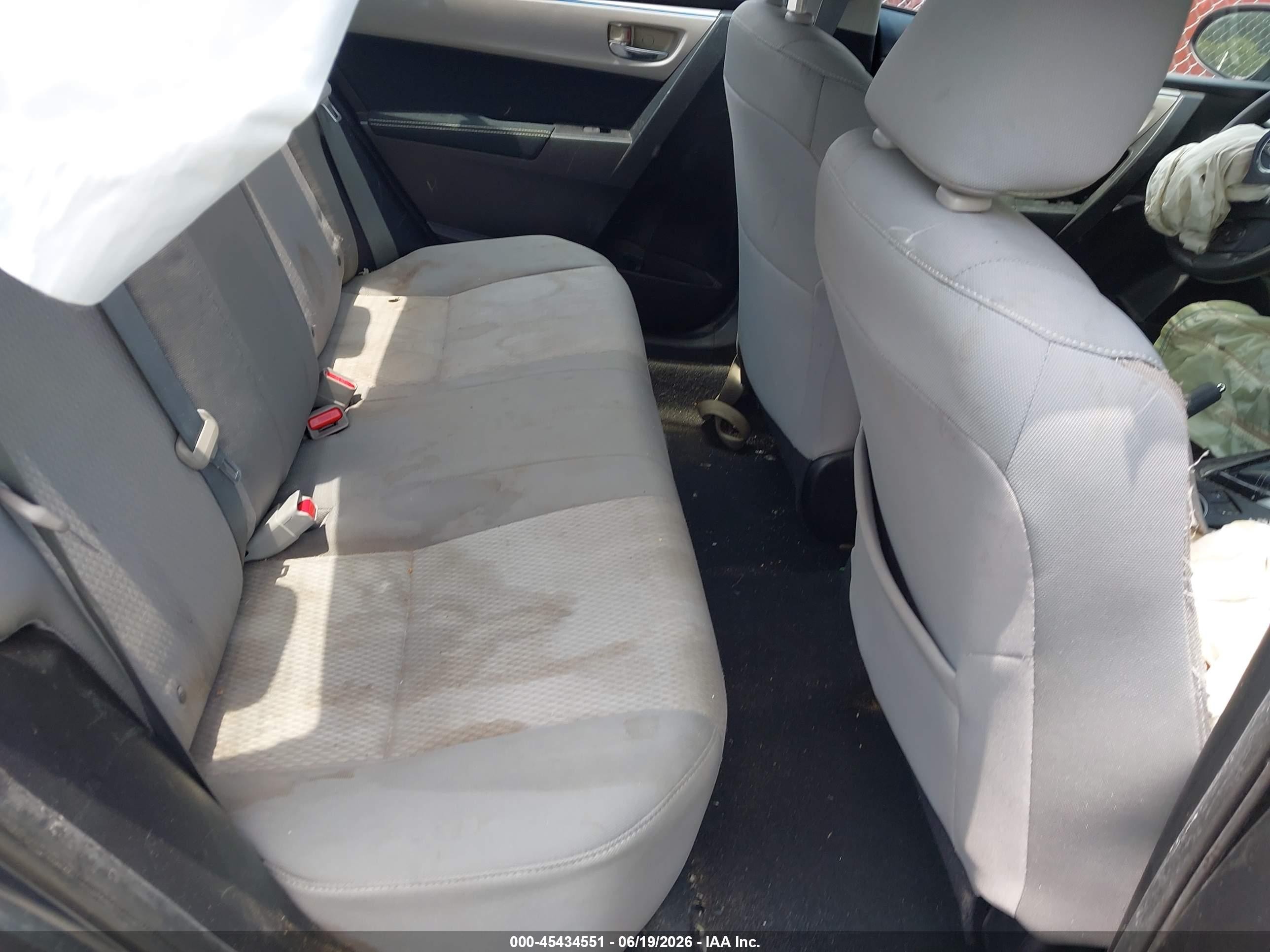 2014 Toyota Corolla Le Blue vin: 5YFBURHE8EP166474