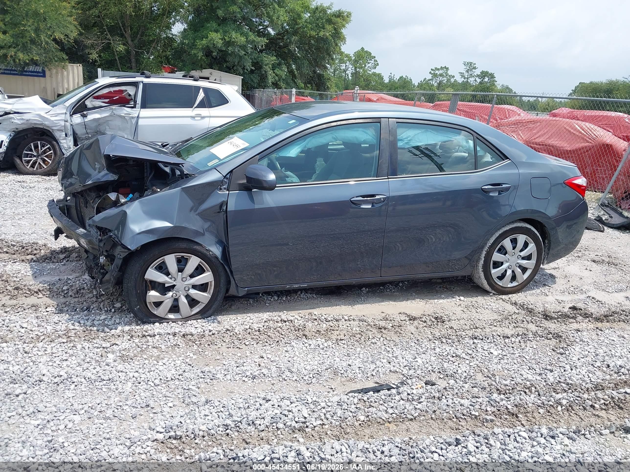 2014 Toyota Corolla Le Blue vin: 5YFBURHE8EP166474