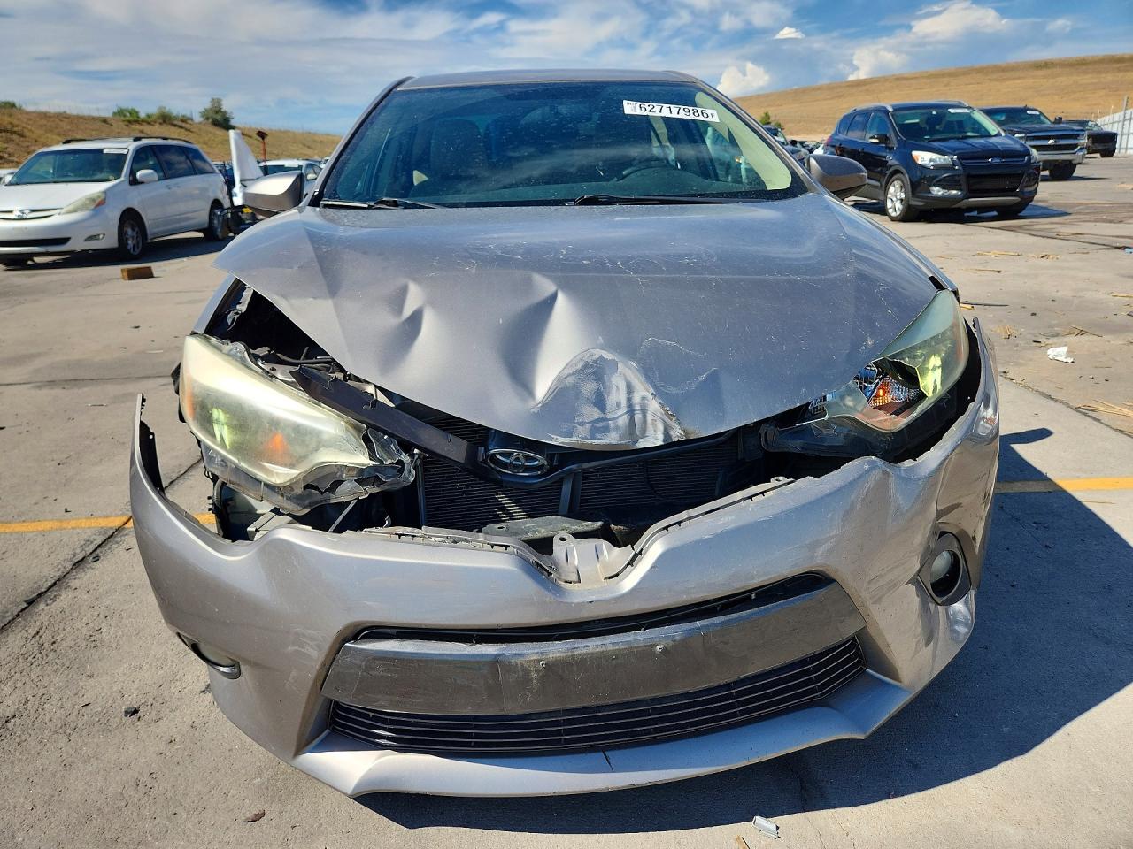 2015 Toyota Corolla Le Tan vin: 5YFBURHE8FP187391