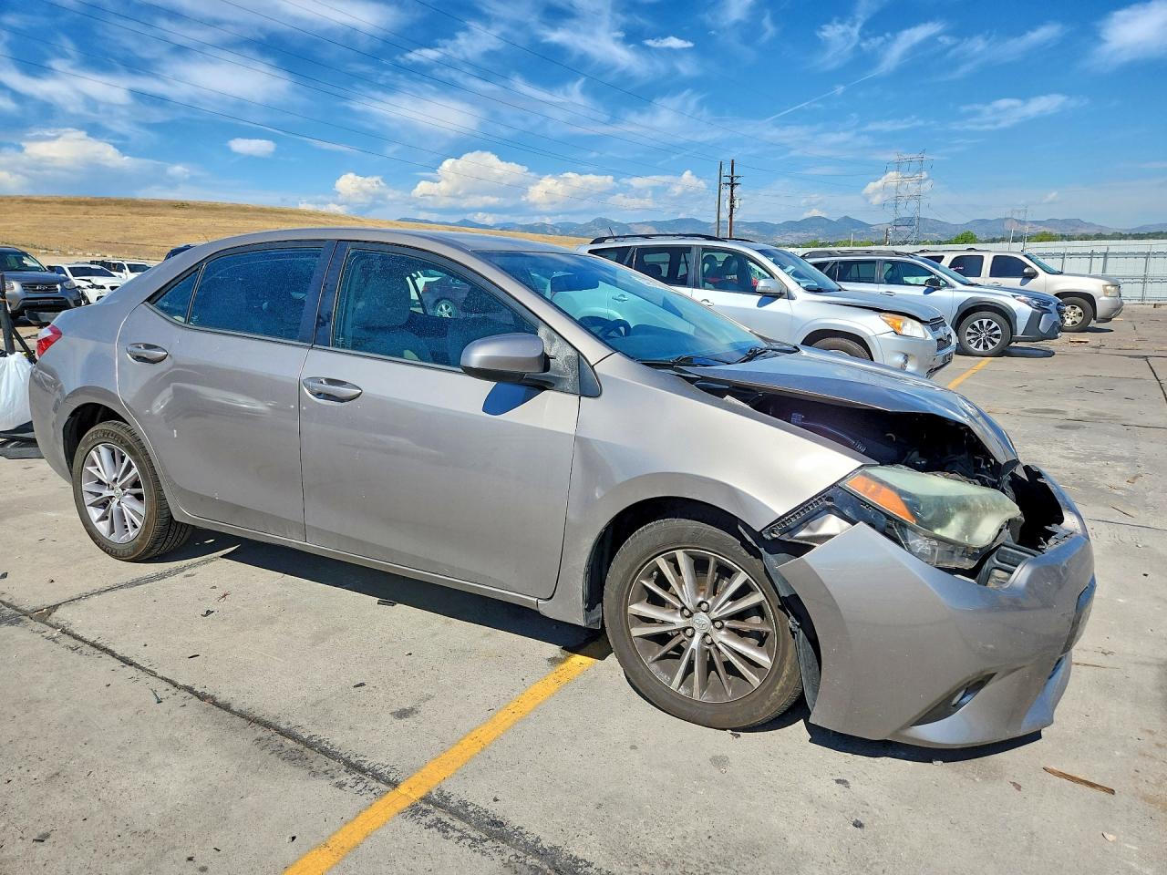 2015 Toyota Corolla Le Tan vin: 5YFBURHE8FP187391