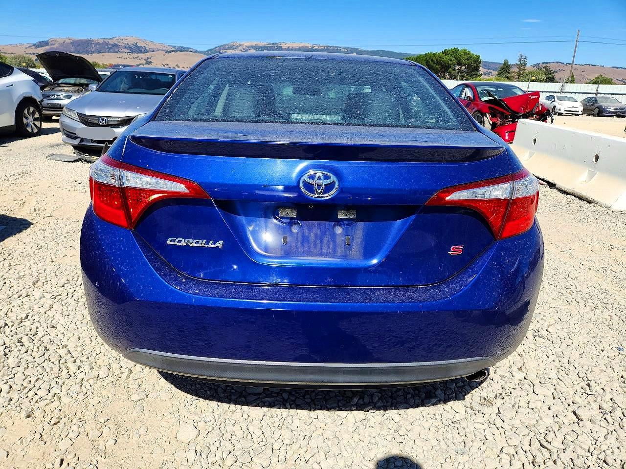2015 Toyota Corolla S Plus Blue vin: 5YFBURHE8FP190582