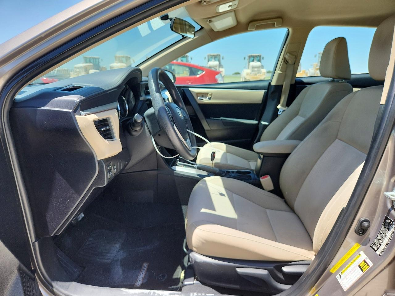 2015 Toyota Corolla Le Gray vin: 5YFBURHE8FP191182