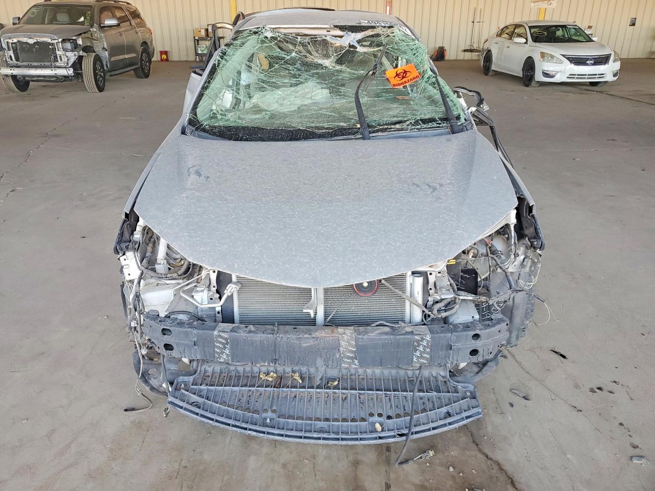 2015 Toyota Corolla Le Silver vin: 5YFBURHE8FP195751