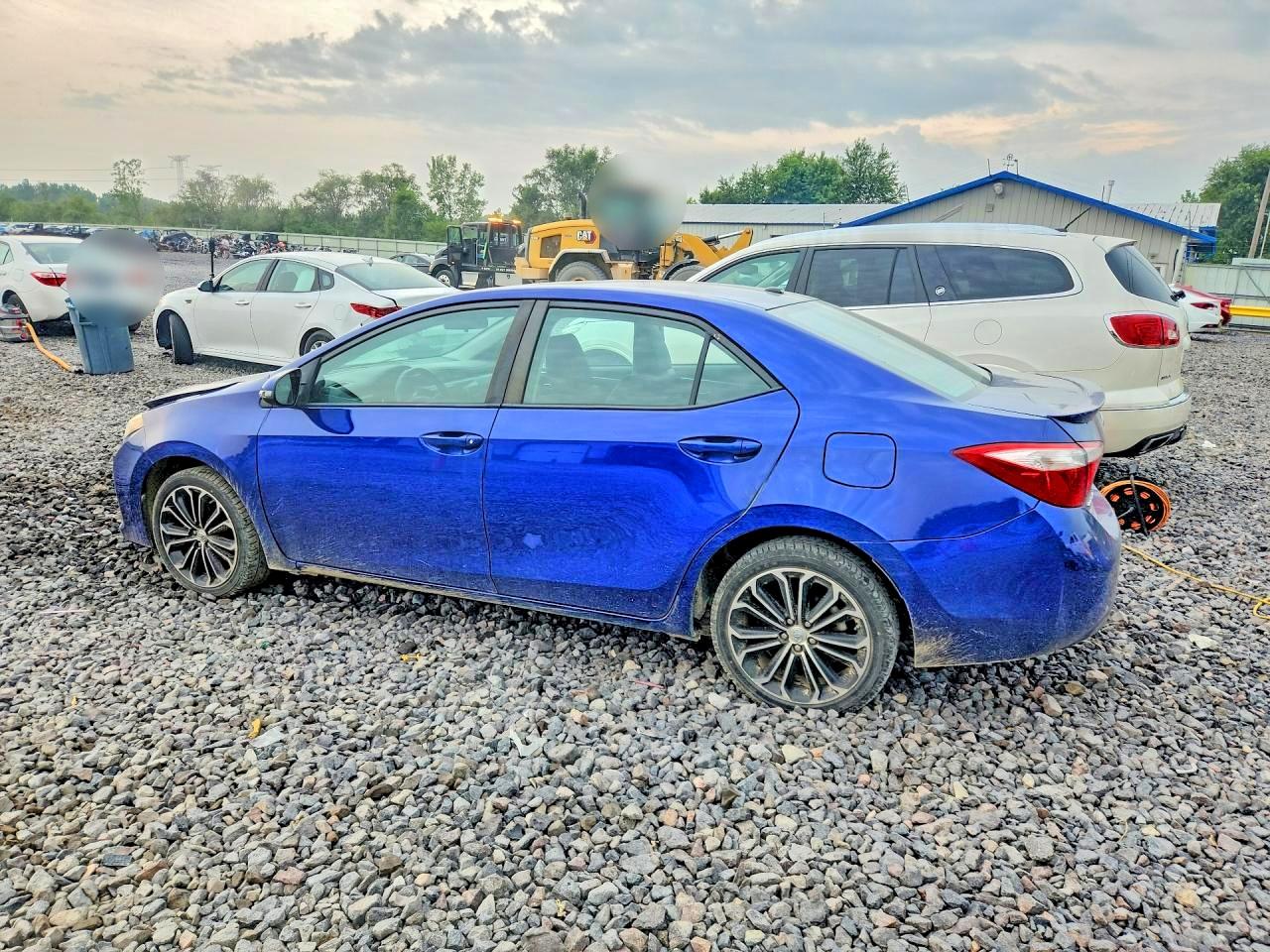 2015 Toyota Corolla S Plus Blue vin: 5YFBURHE8FP210121