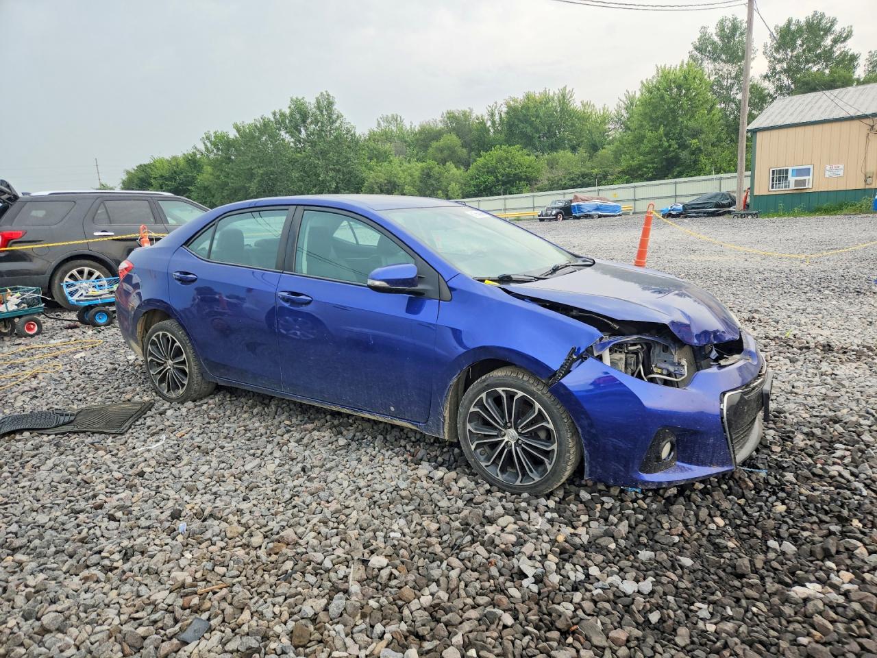 2015 Toyota Corolla S Plus Blue vin: 5YFBURHE8FP210121