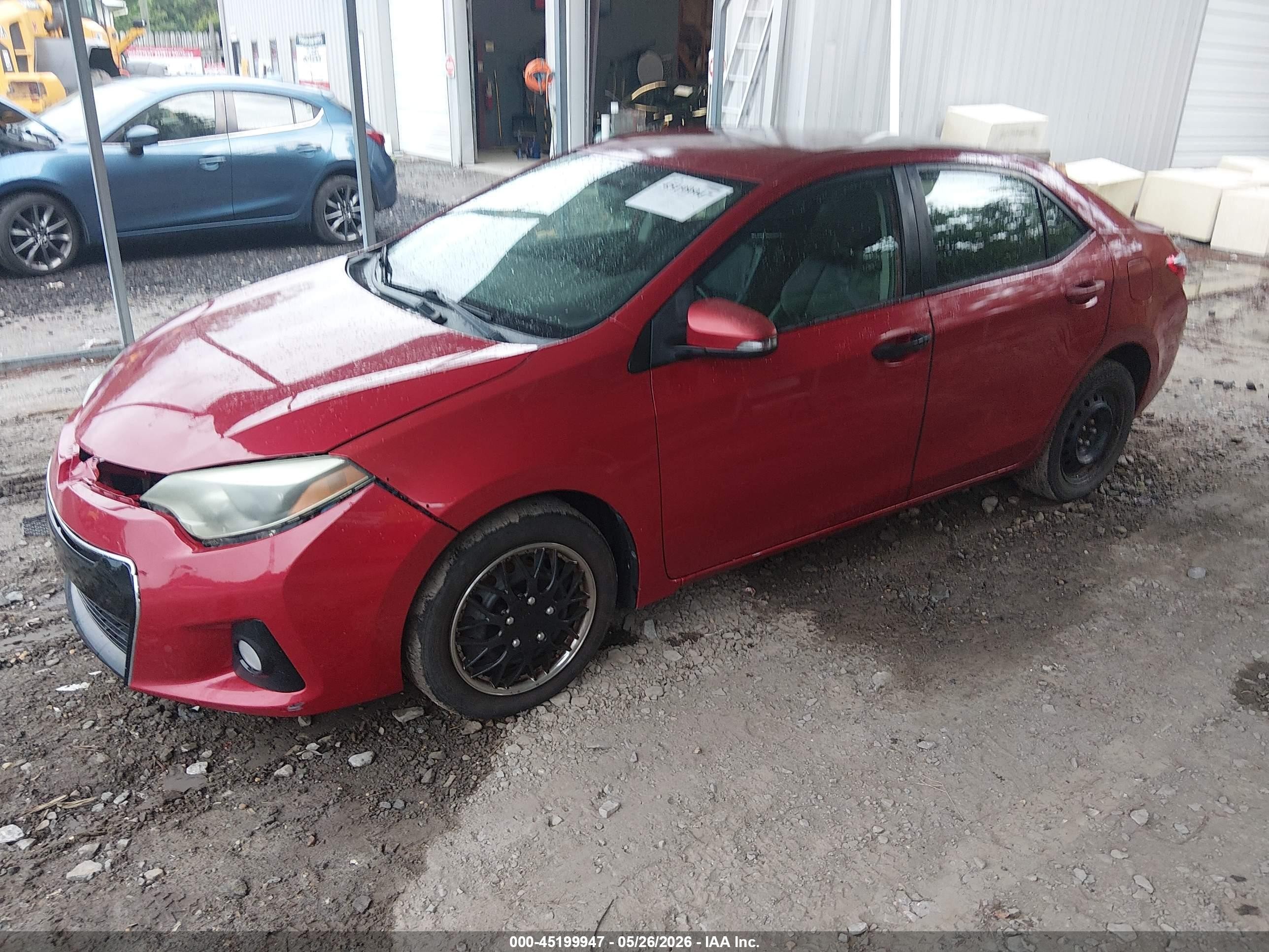 2015 Toyota Corolla S Red vin: 5YFBURHE8FP211172