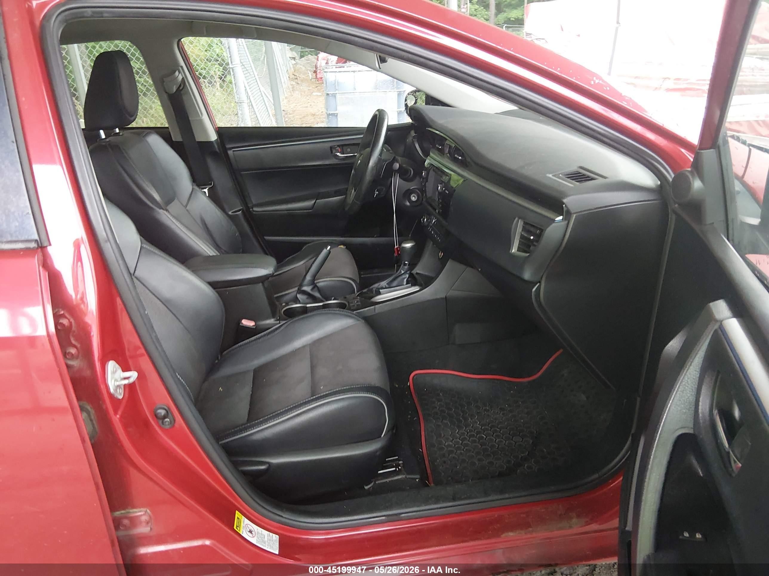 2015 Toyota Corolla S Red vin: 5YFBURHE8FP211172