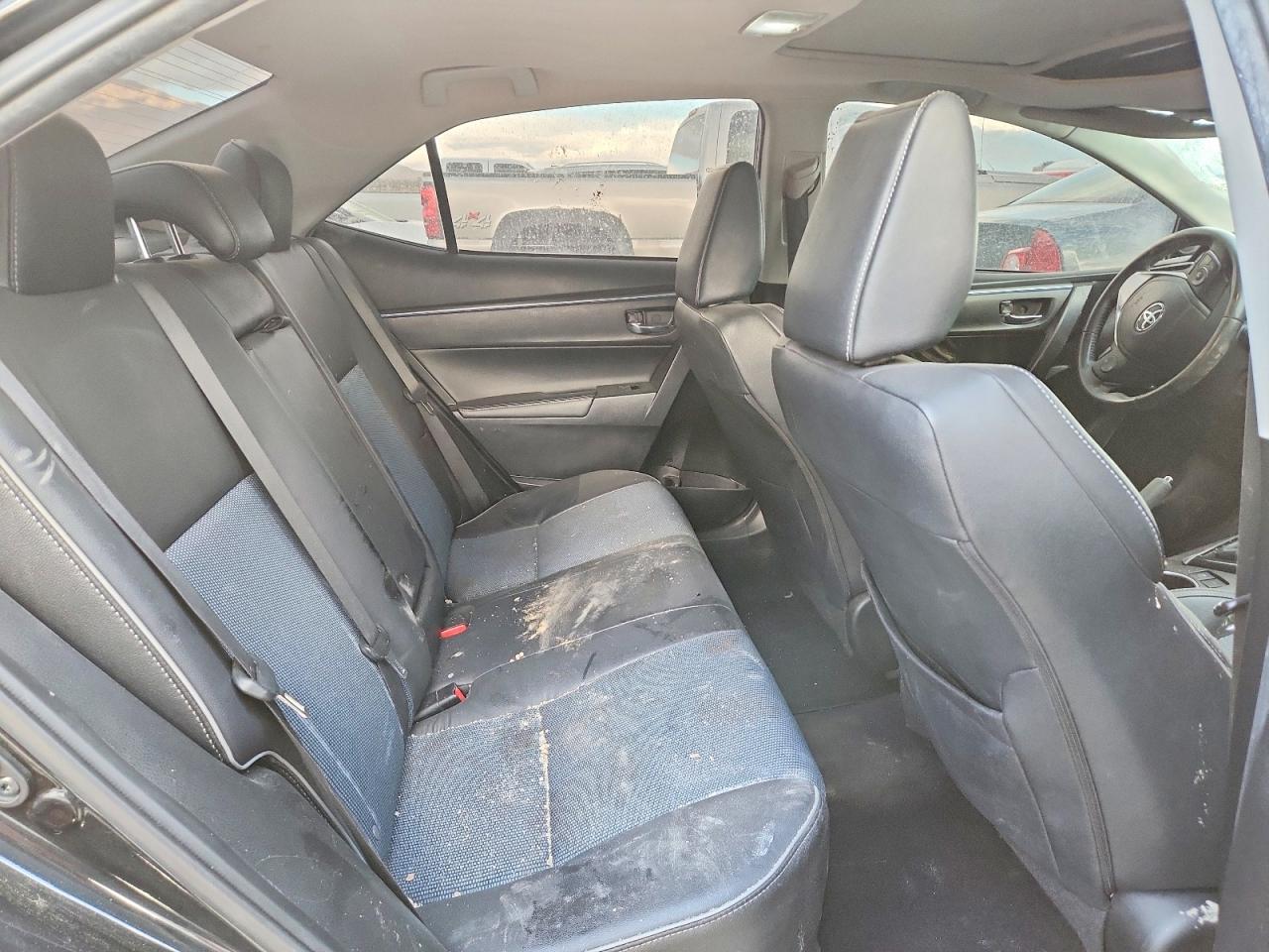 2015 Toyota Corolla S Plus Черный vin: 5YFBURHE8FP219840