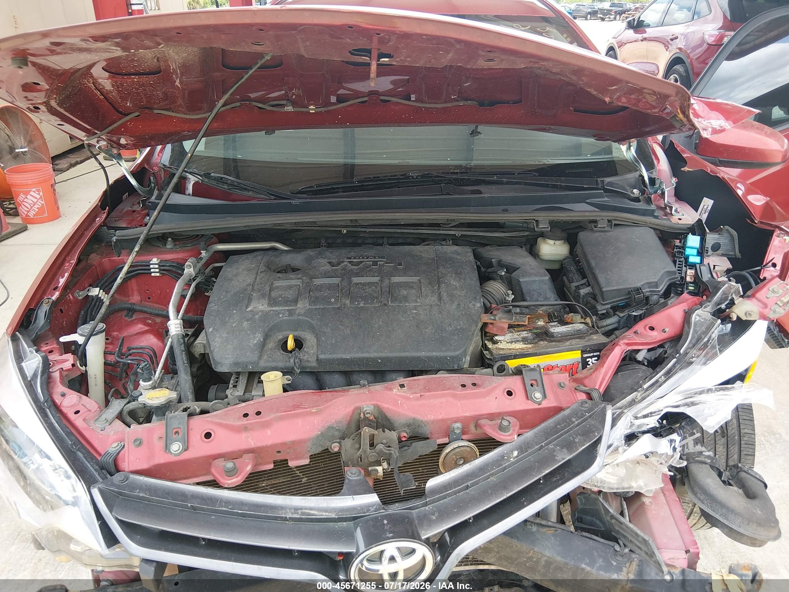 2015 Toyota Corolla Le Red vin: 5YFBURHE8FP220969