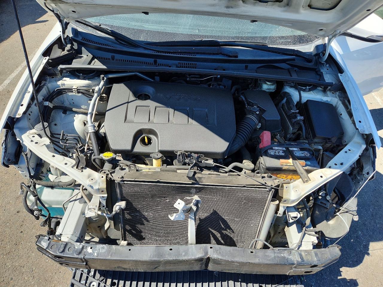 2015 Toyota Corolla S Plus Белый vin: 5YFBURHE8FP243278