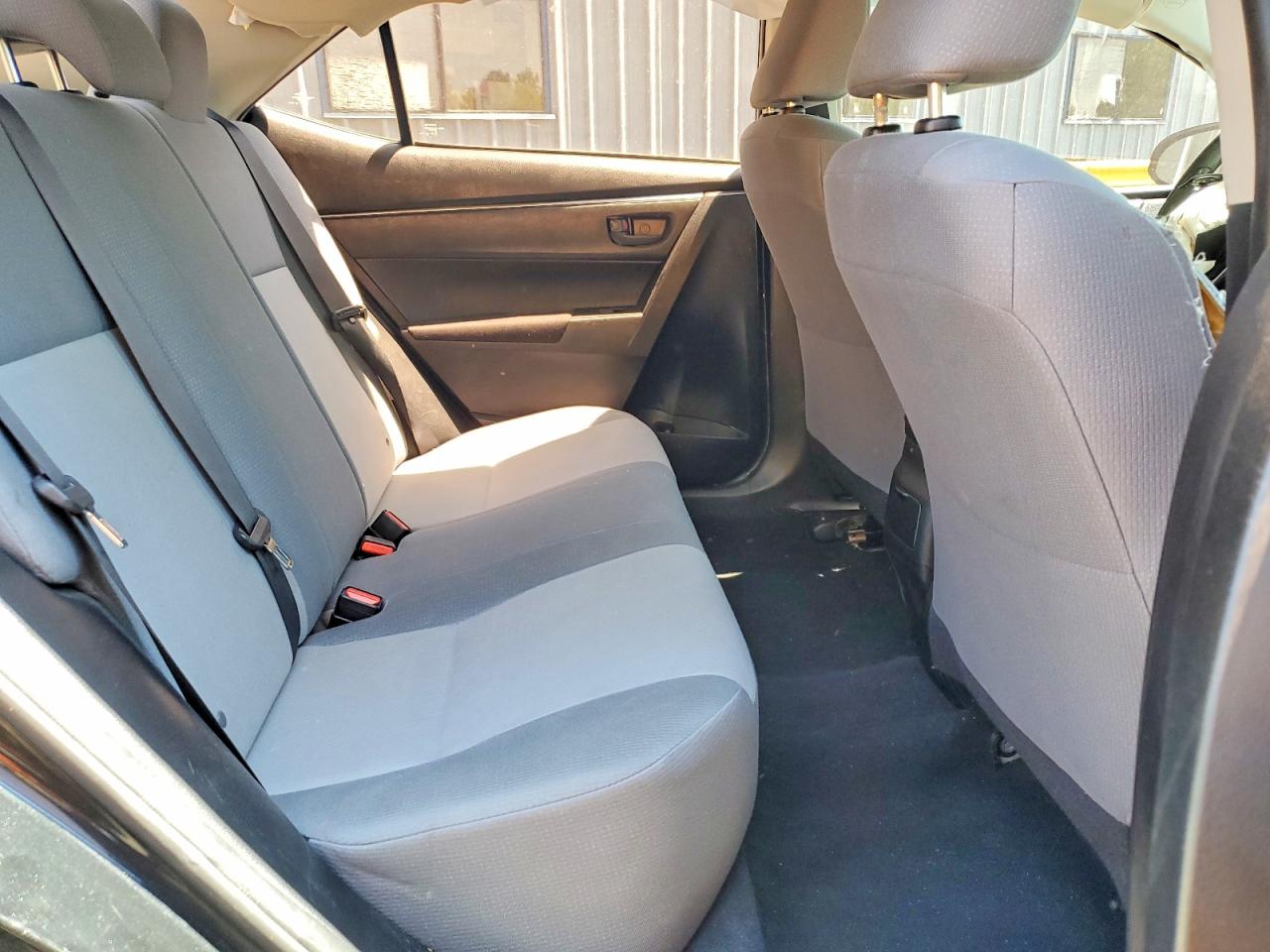 2015 Toyota Corolla L Black vin: 5YFBURHE8FP244785